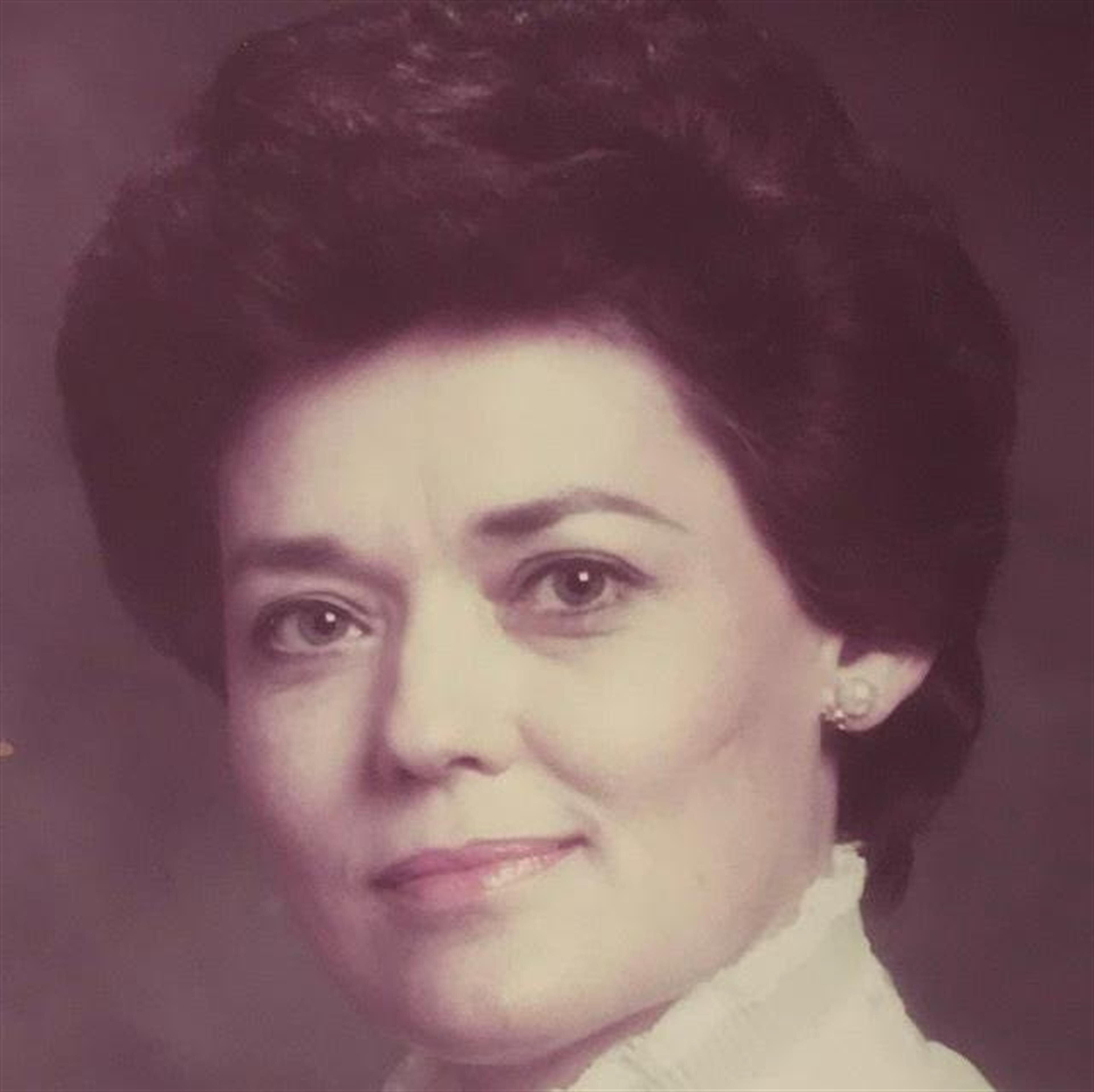 Havolyn "Lyn" Knox