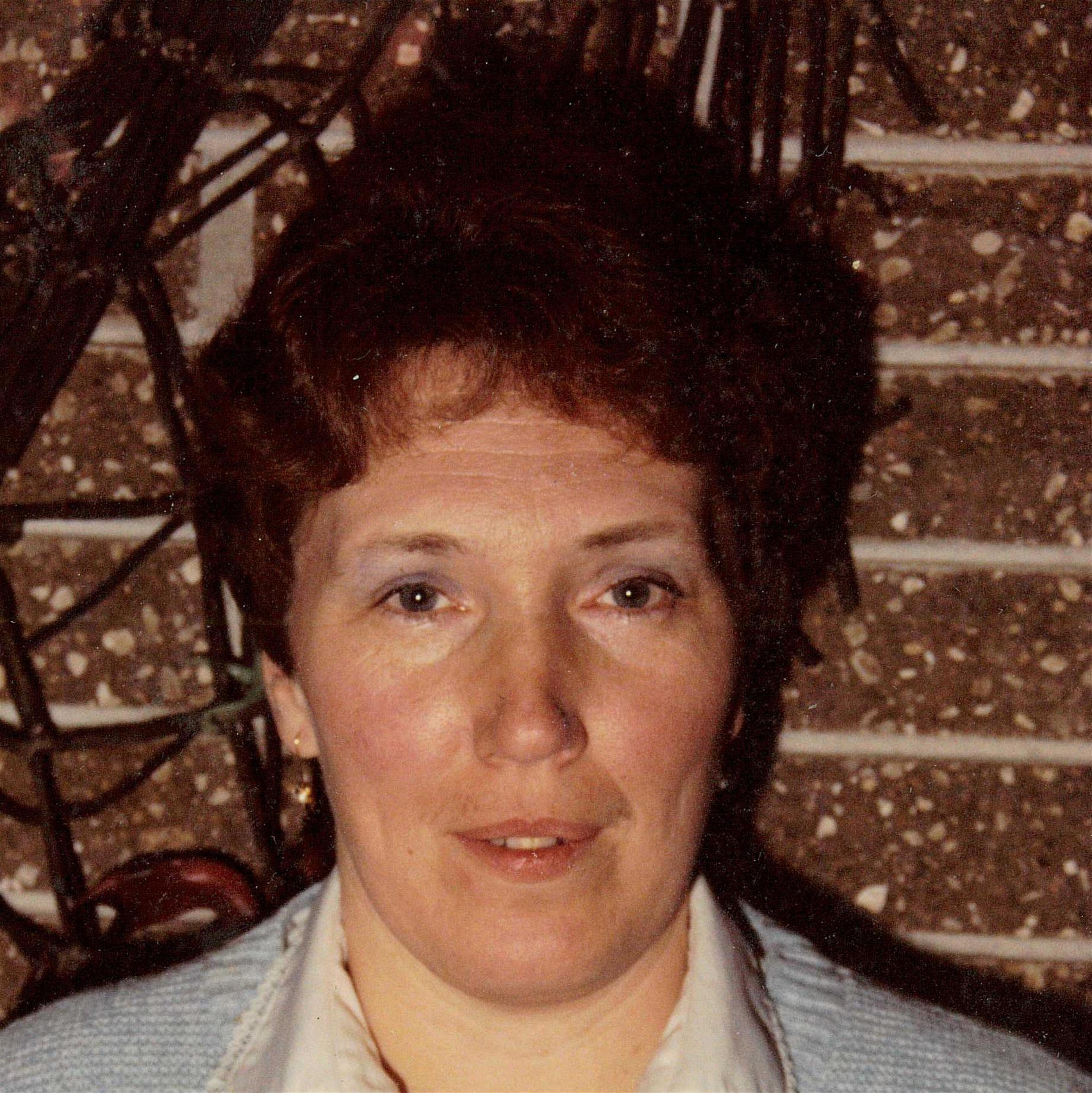 Mrs.  Karen R. Shawl