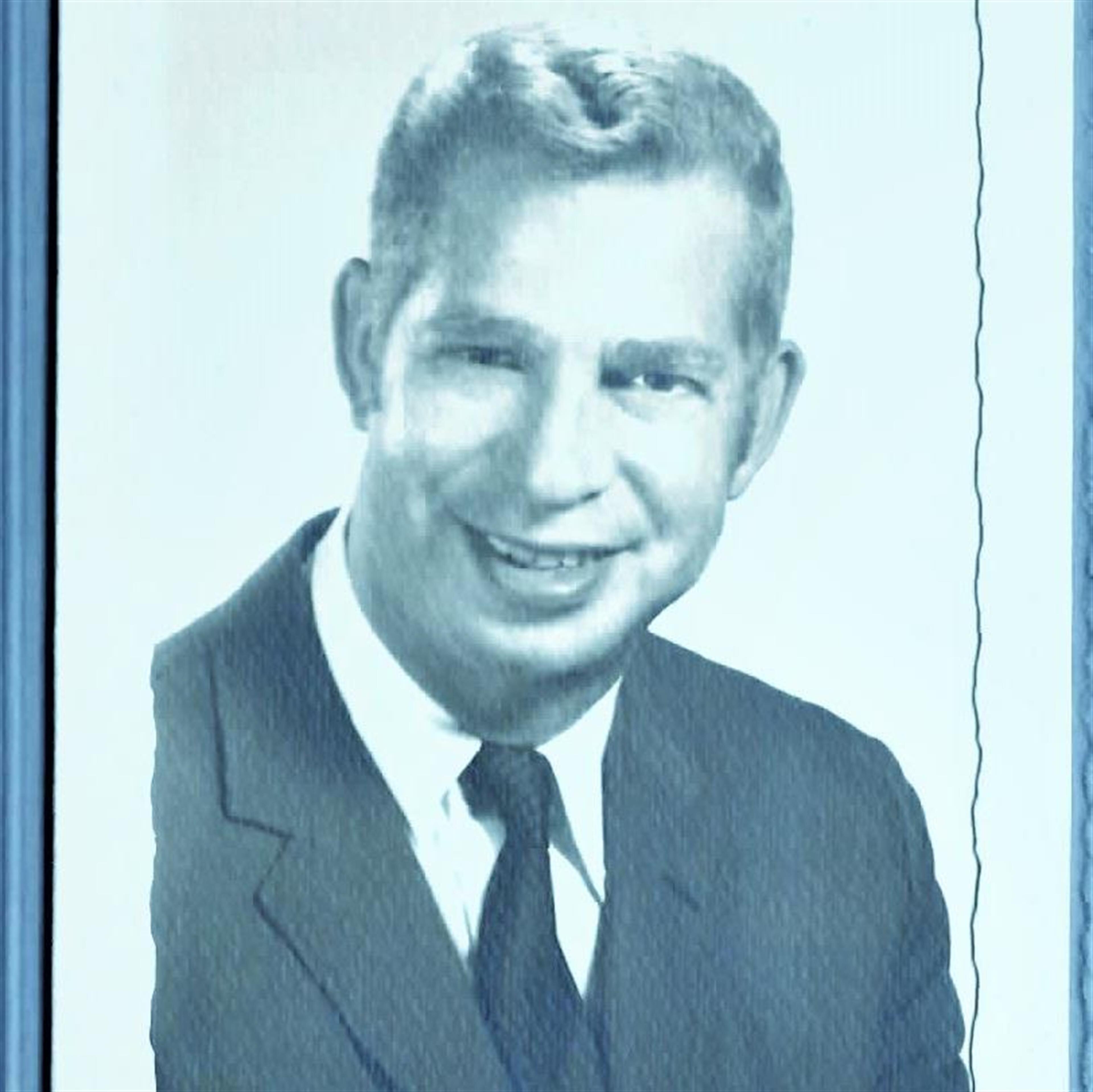 Stanley Davis  Chovnick