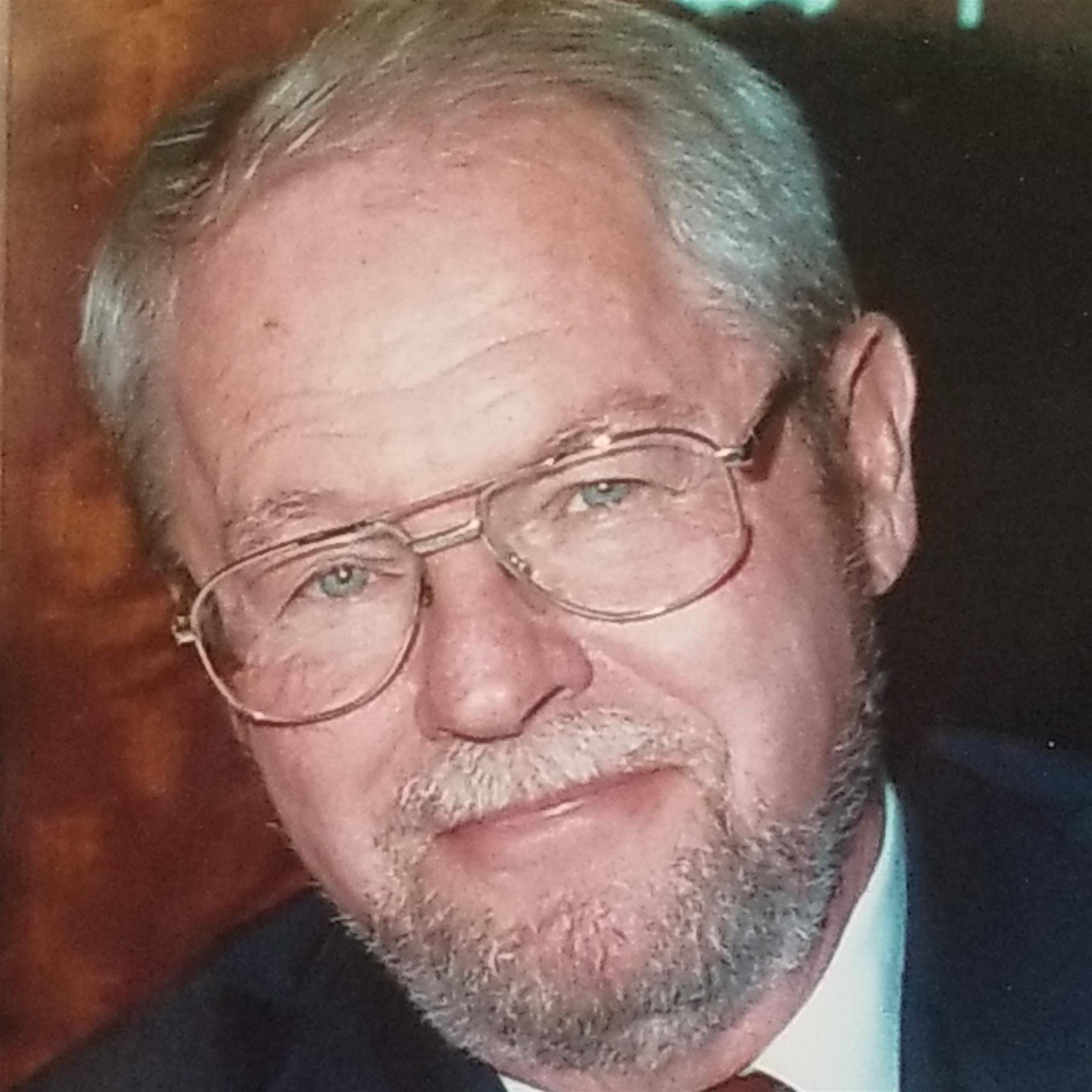 Lloyd Knight