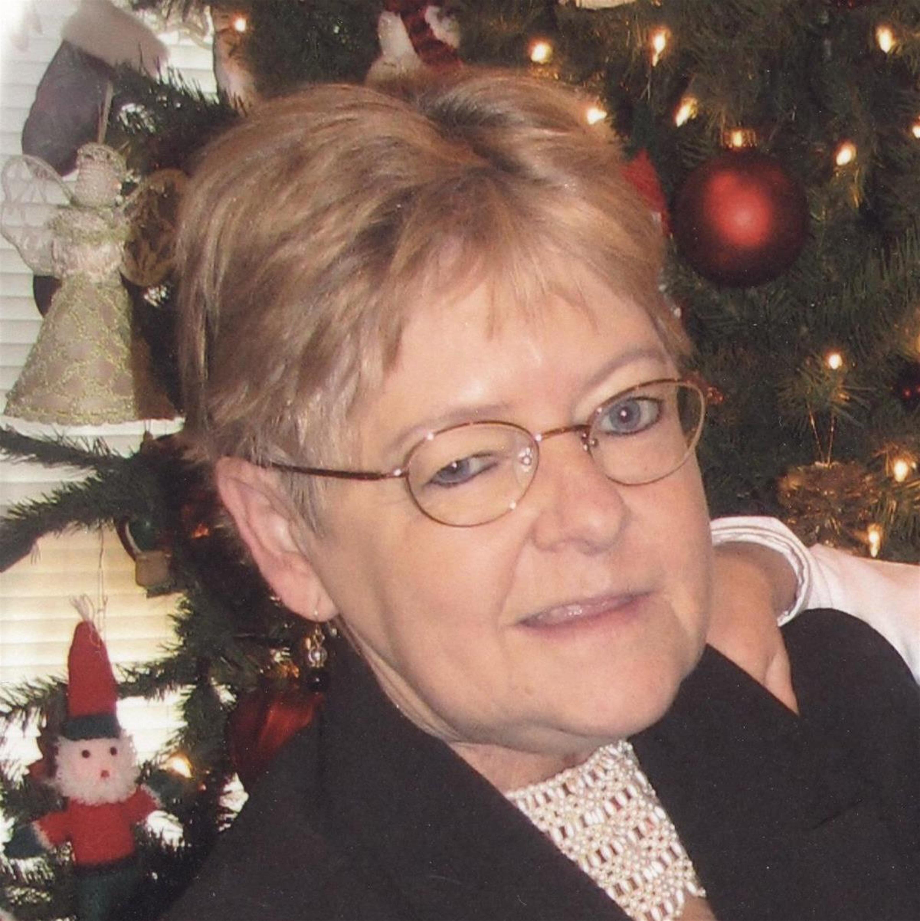 The Mystery Of Castlewood'S Newest Obituary - u7sxq6p