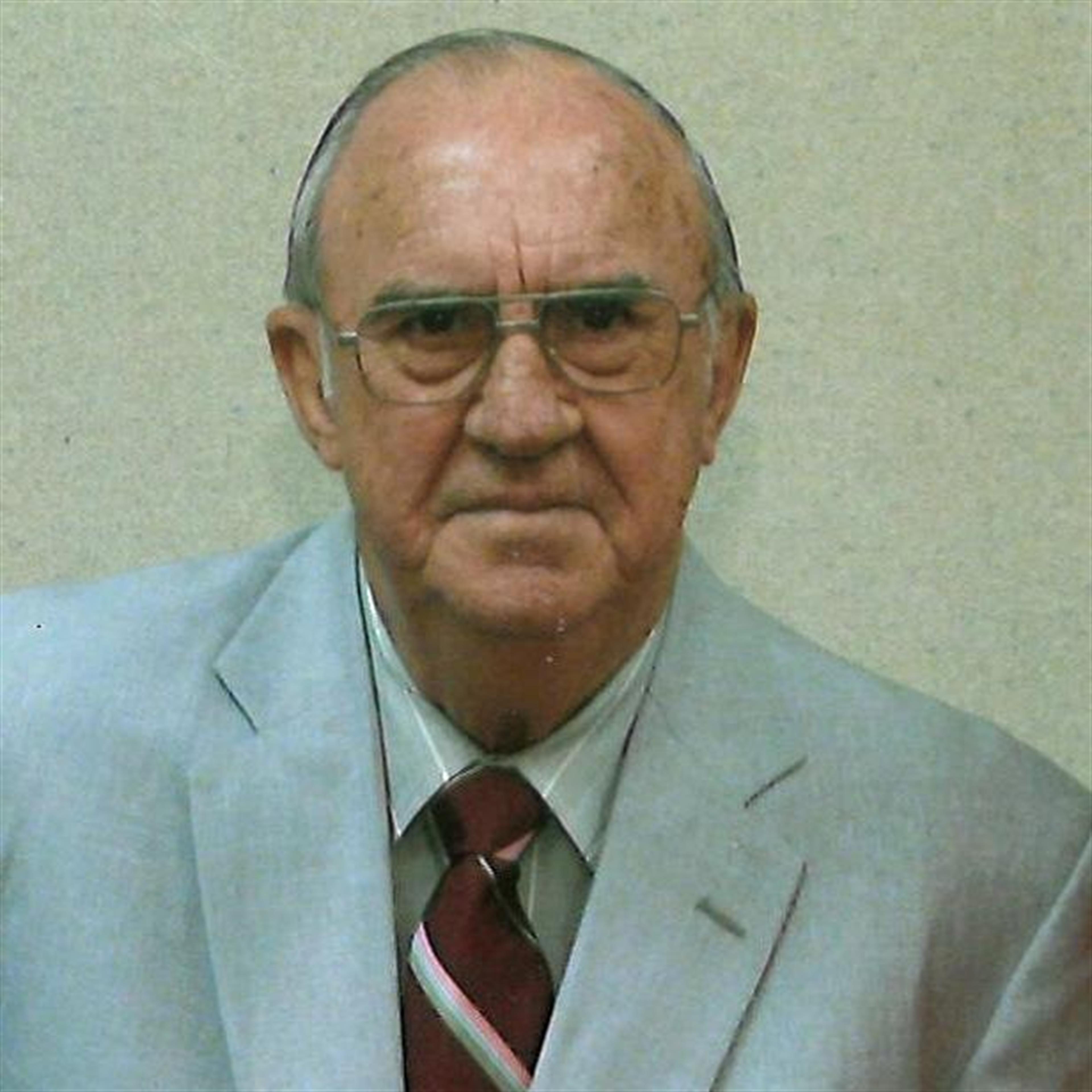Roy Wayne Hall