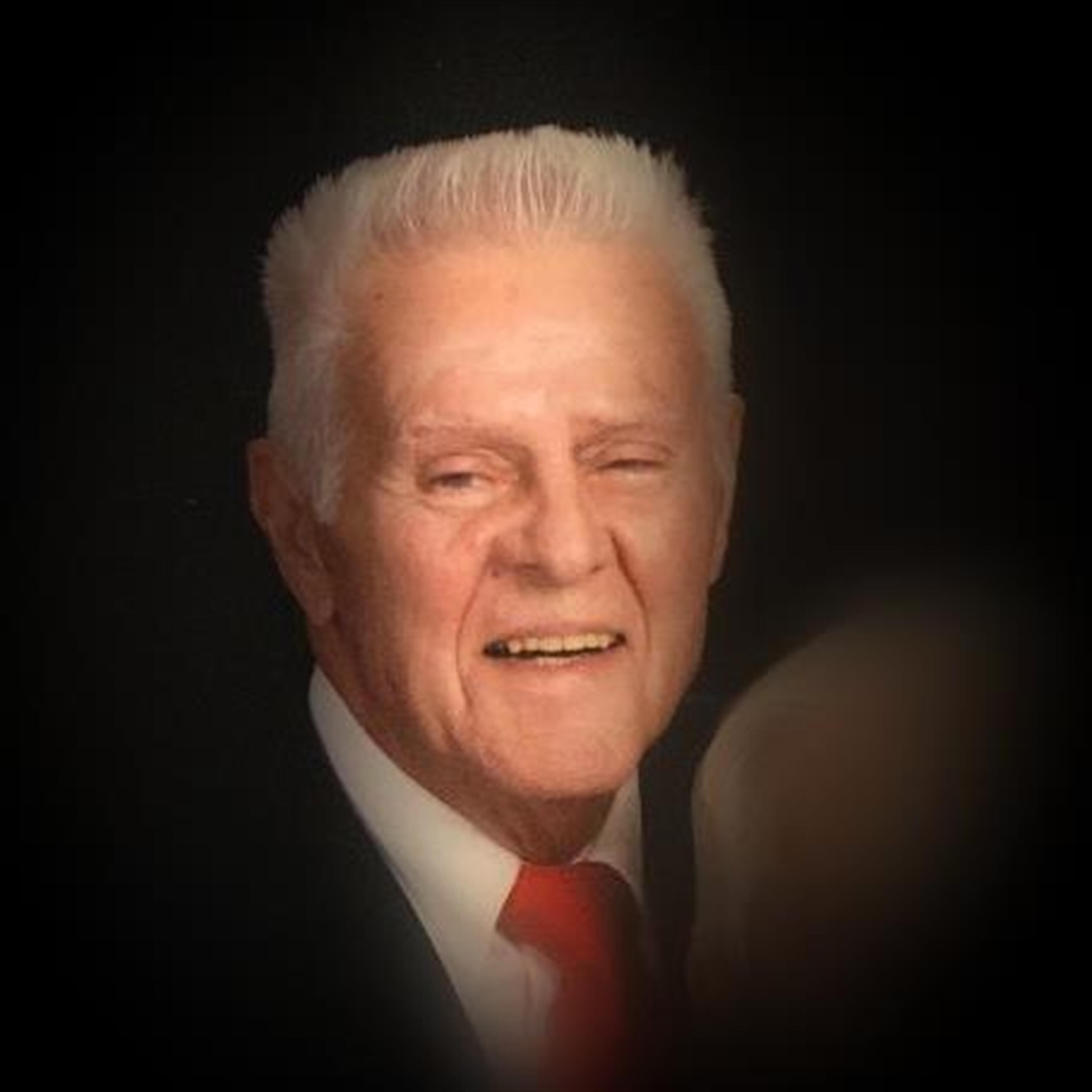 William R. Oger's obituary picture