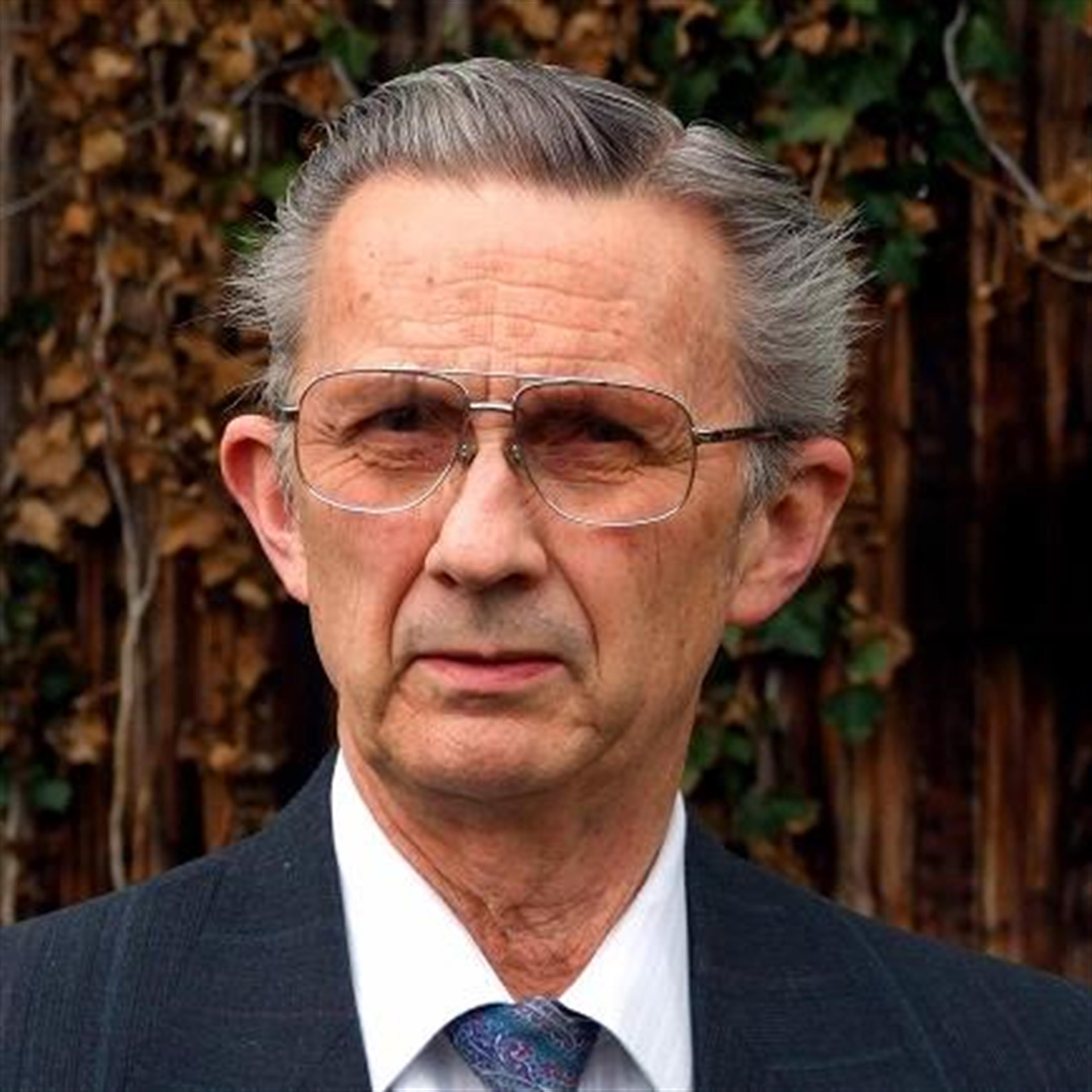 George Richard "Dick" Parker's obituary picture