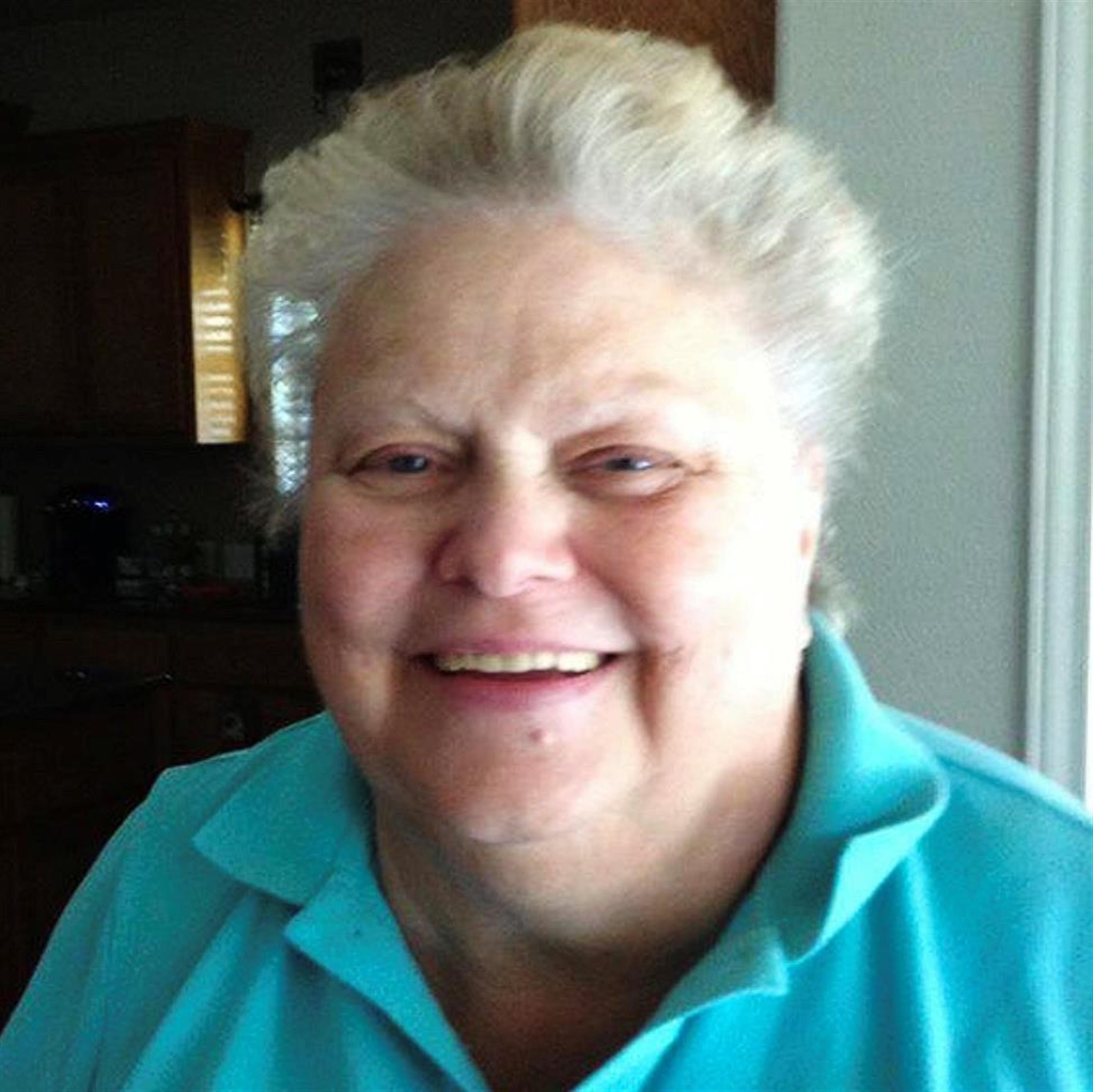 Linda Lee Bertolini