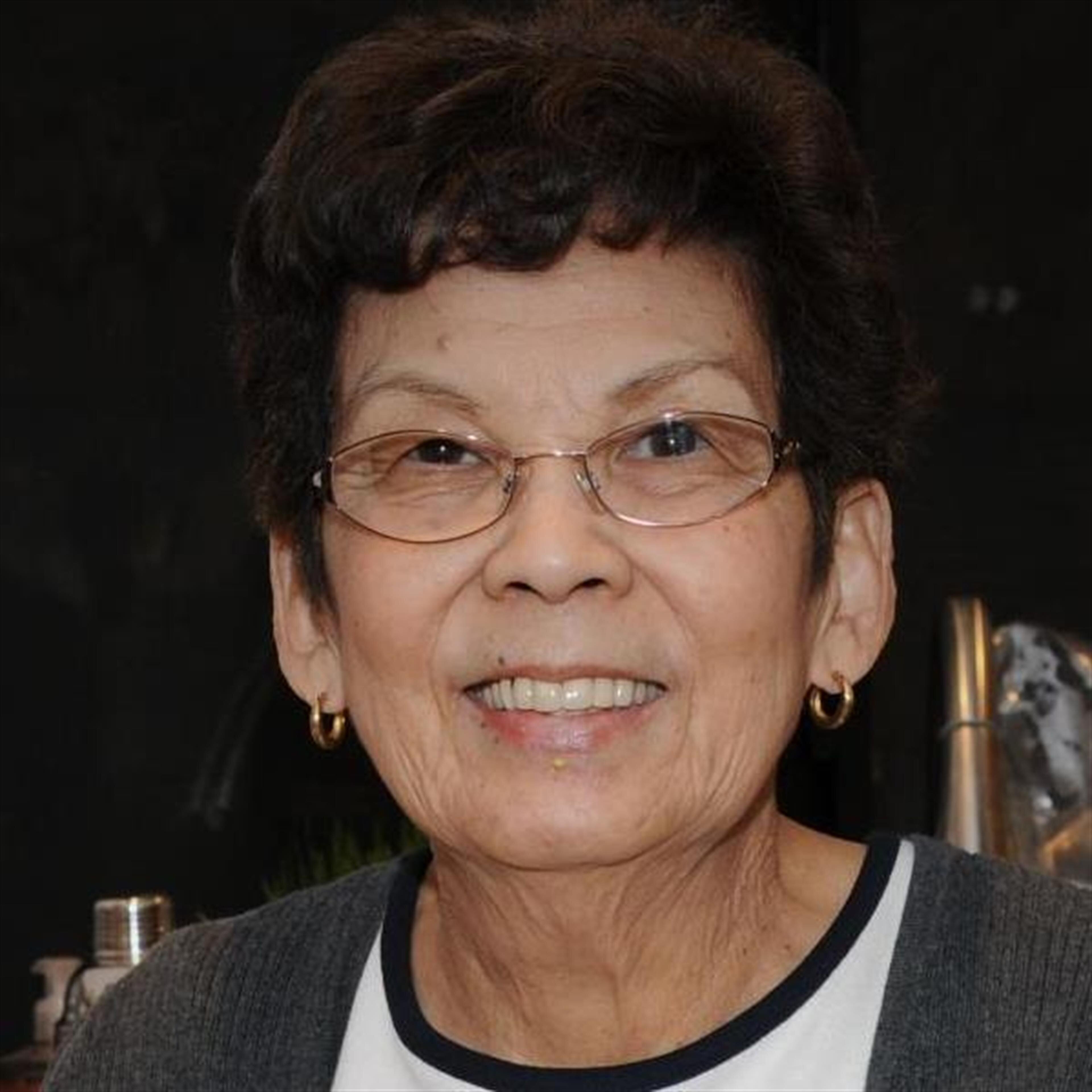Suzanne Leon