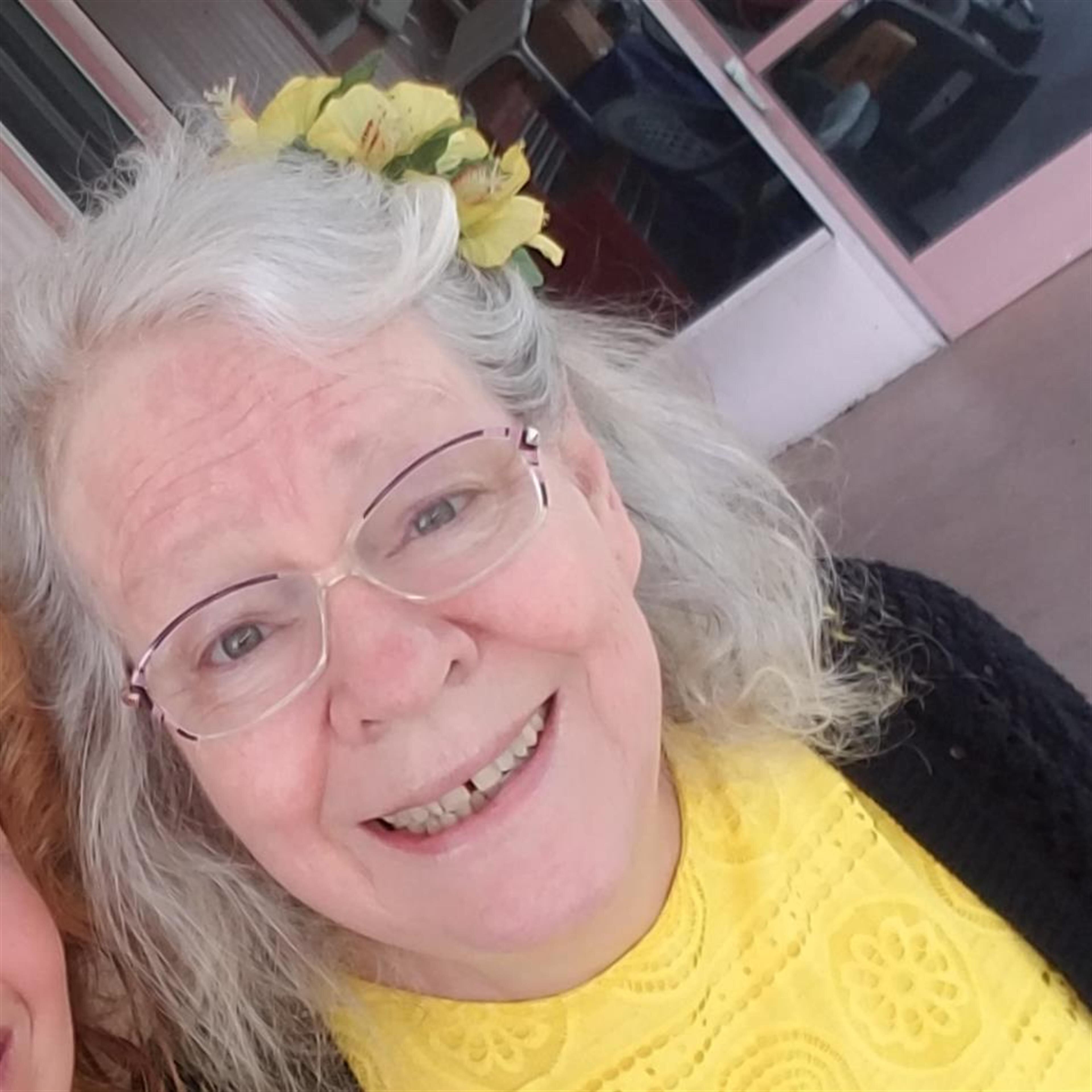 Mrs Gayle M Wellmann