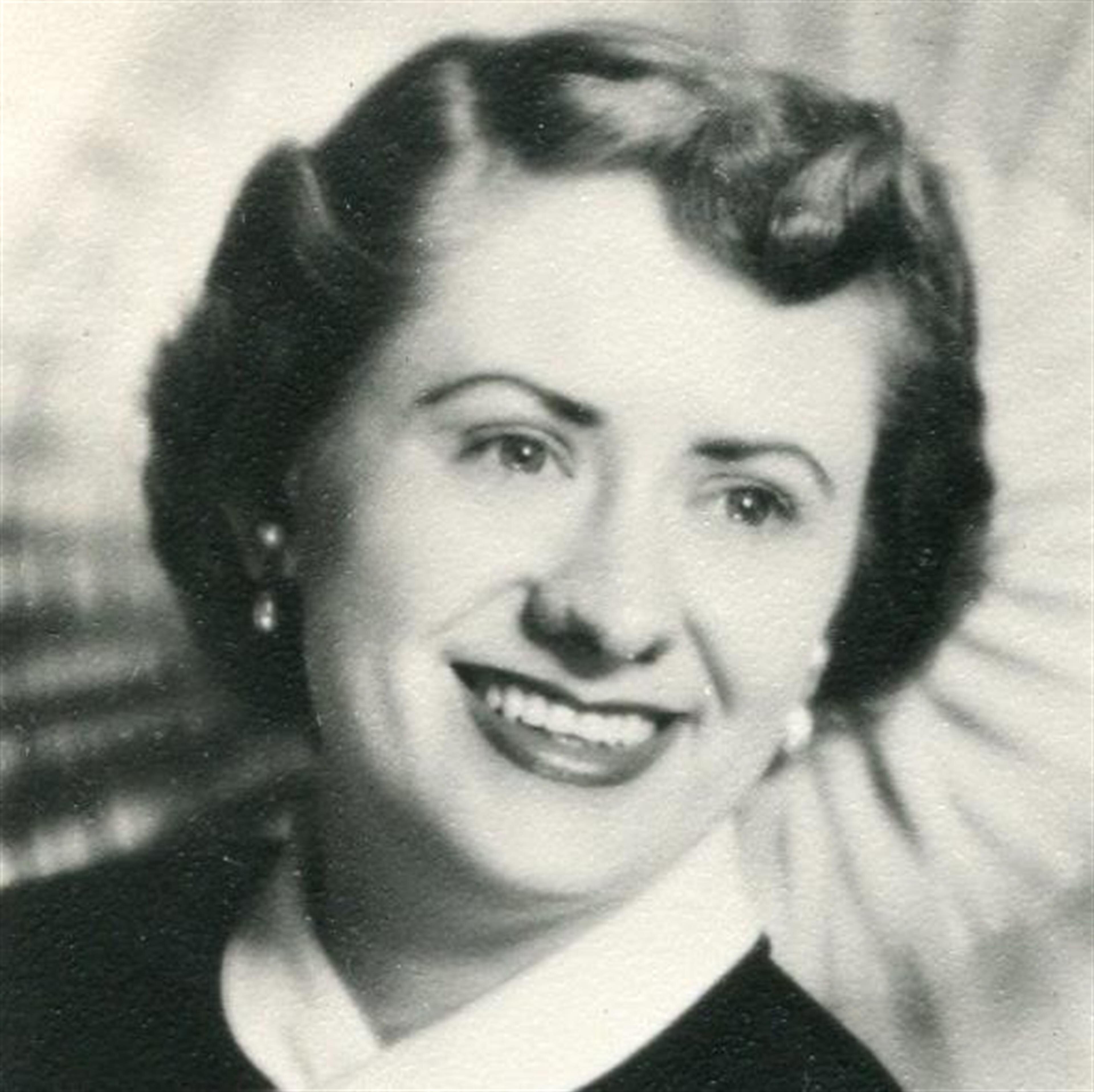 Rosella  Yamello
