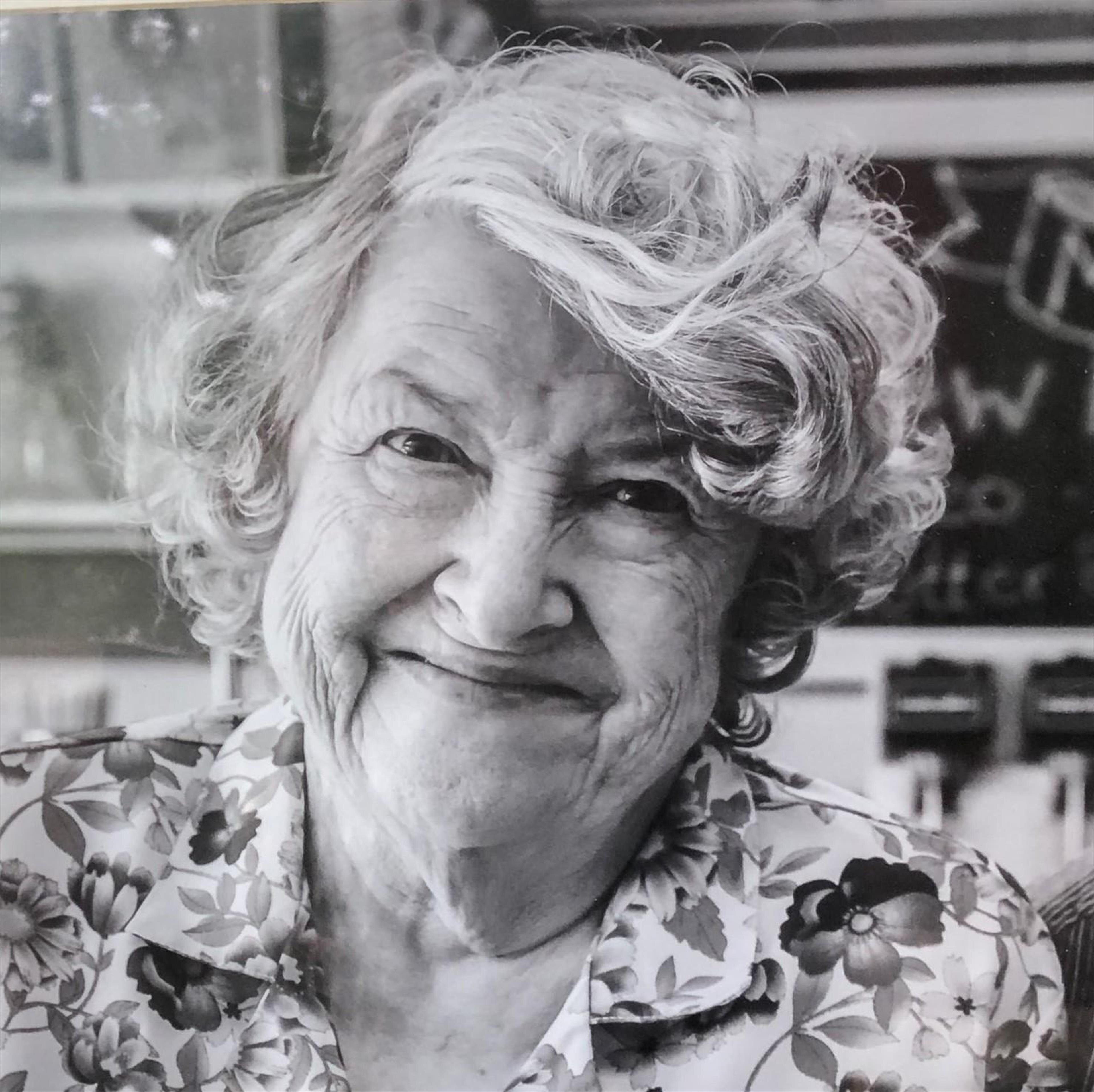 Mrs. Mary Mills