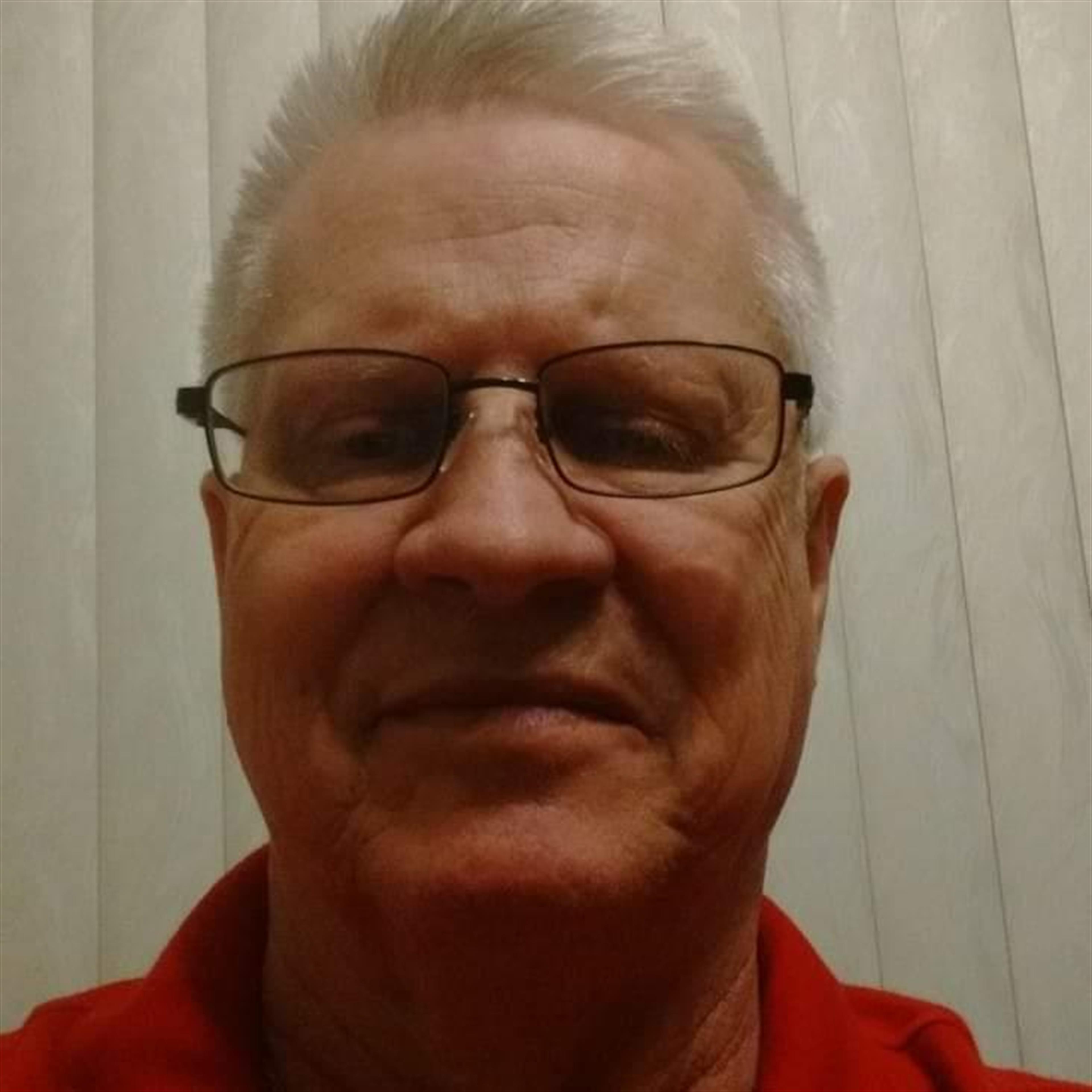 Robert  E.  Nackowiz Jr.'s obituary picture