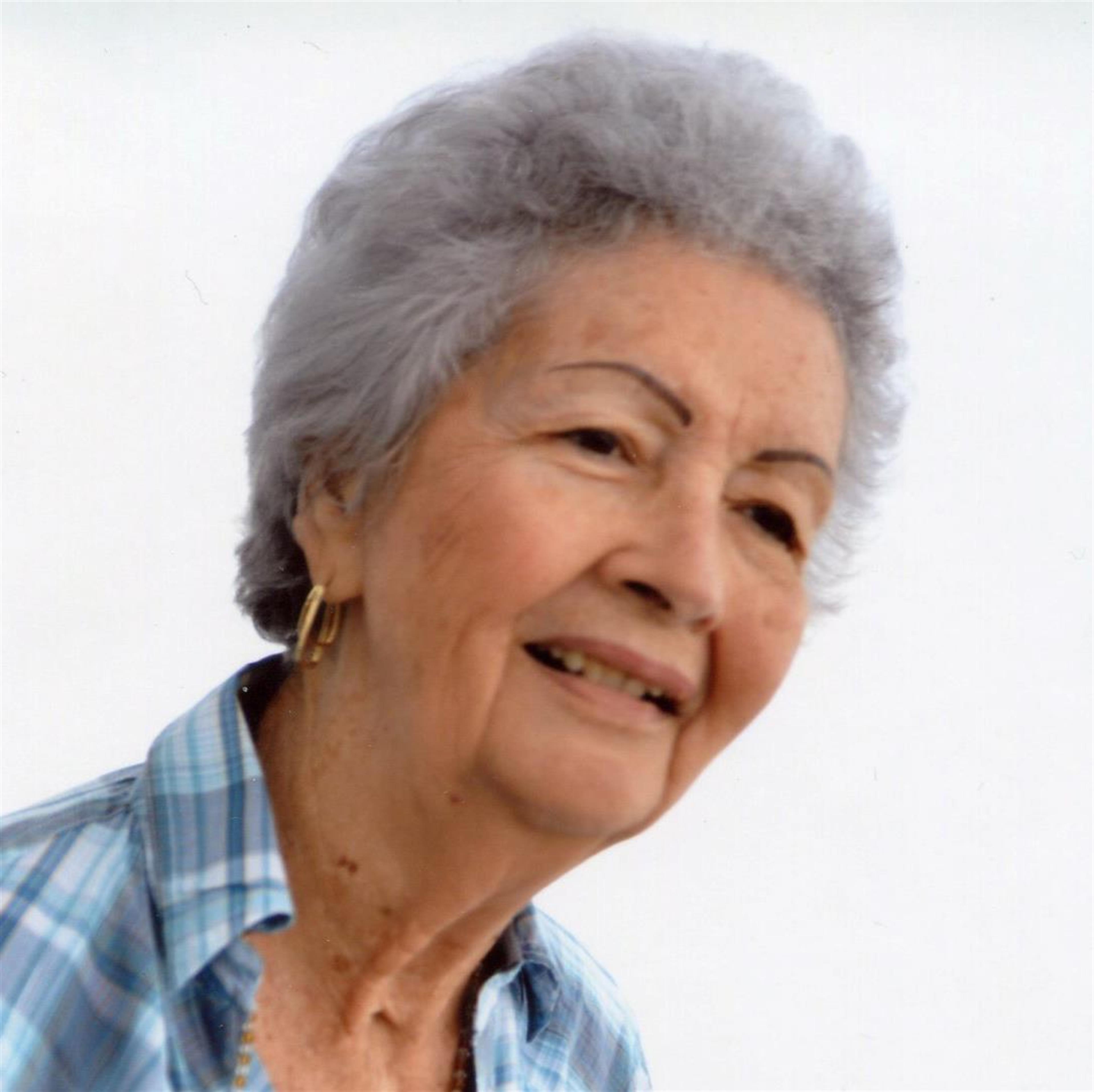 ELENA IGLESIAS