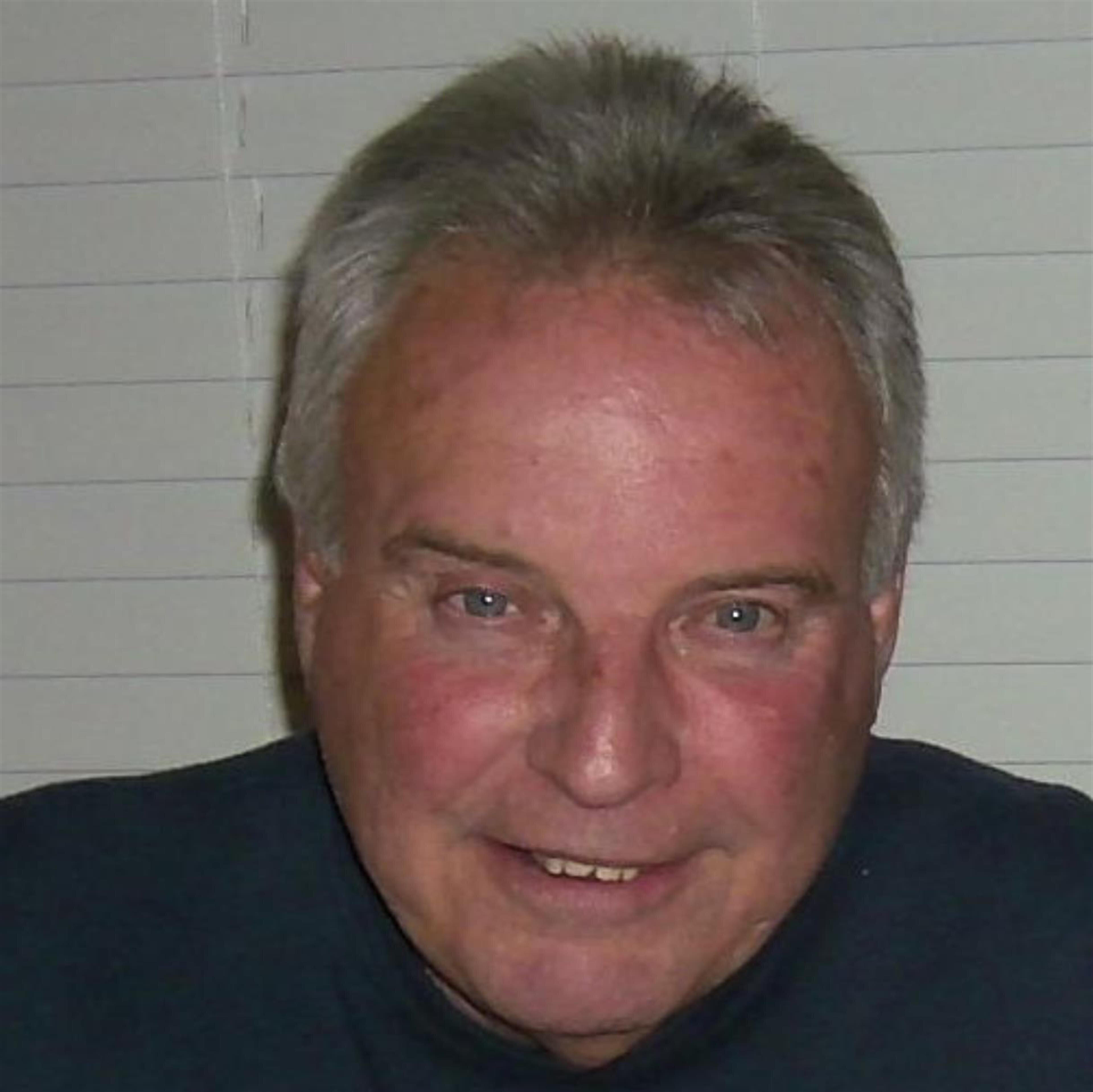 Lawrence  R. Unkart