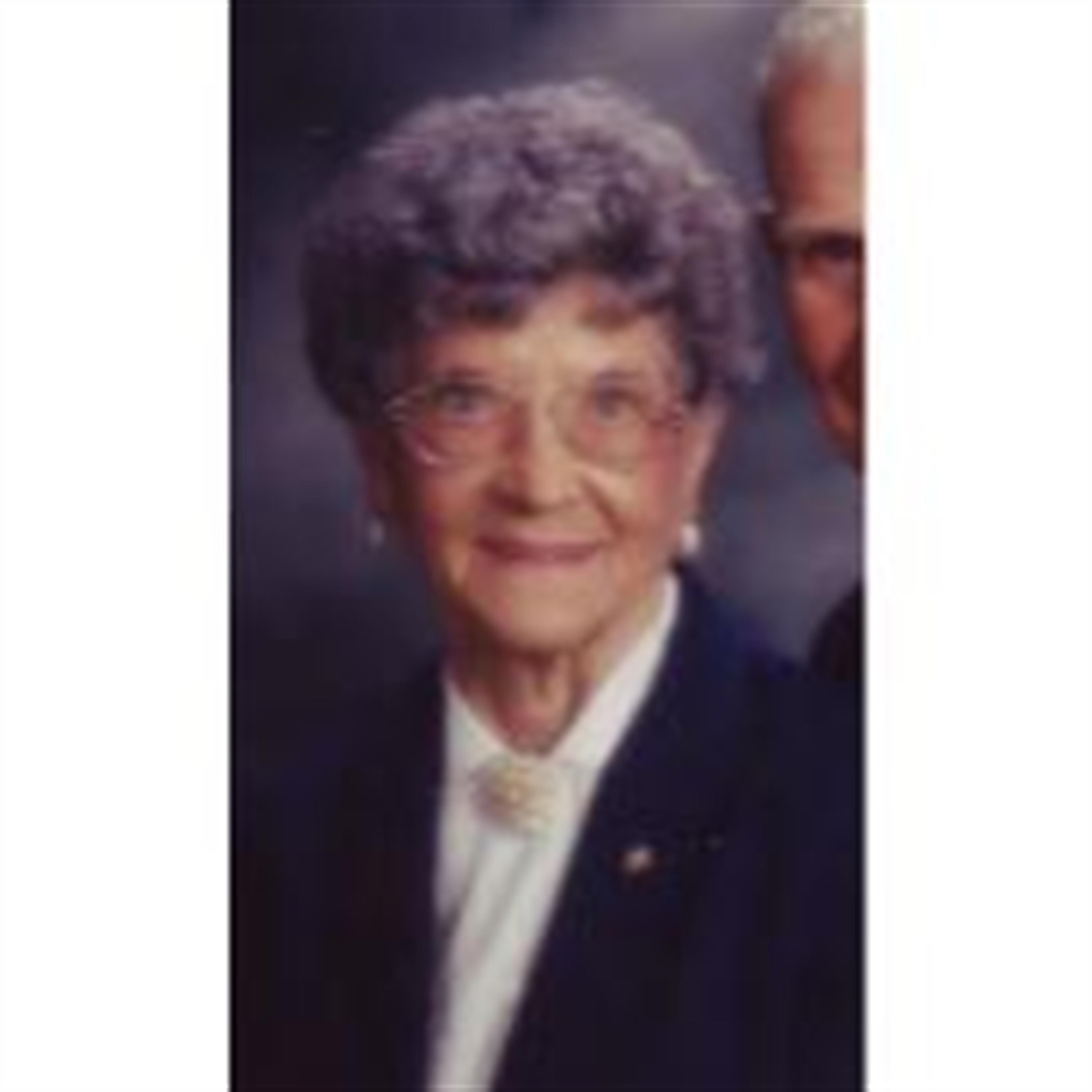 Evelyn Irene Jones (Lebanon)