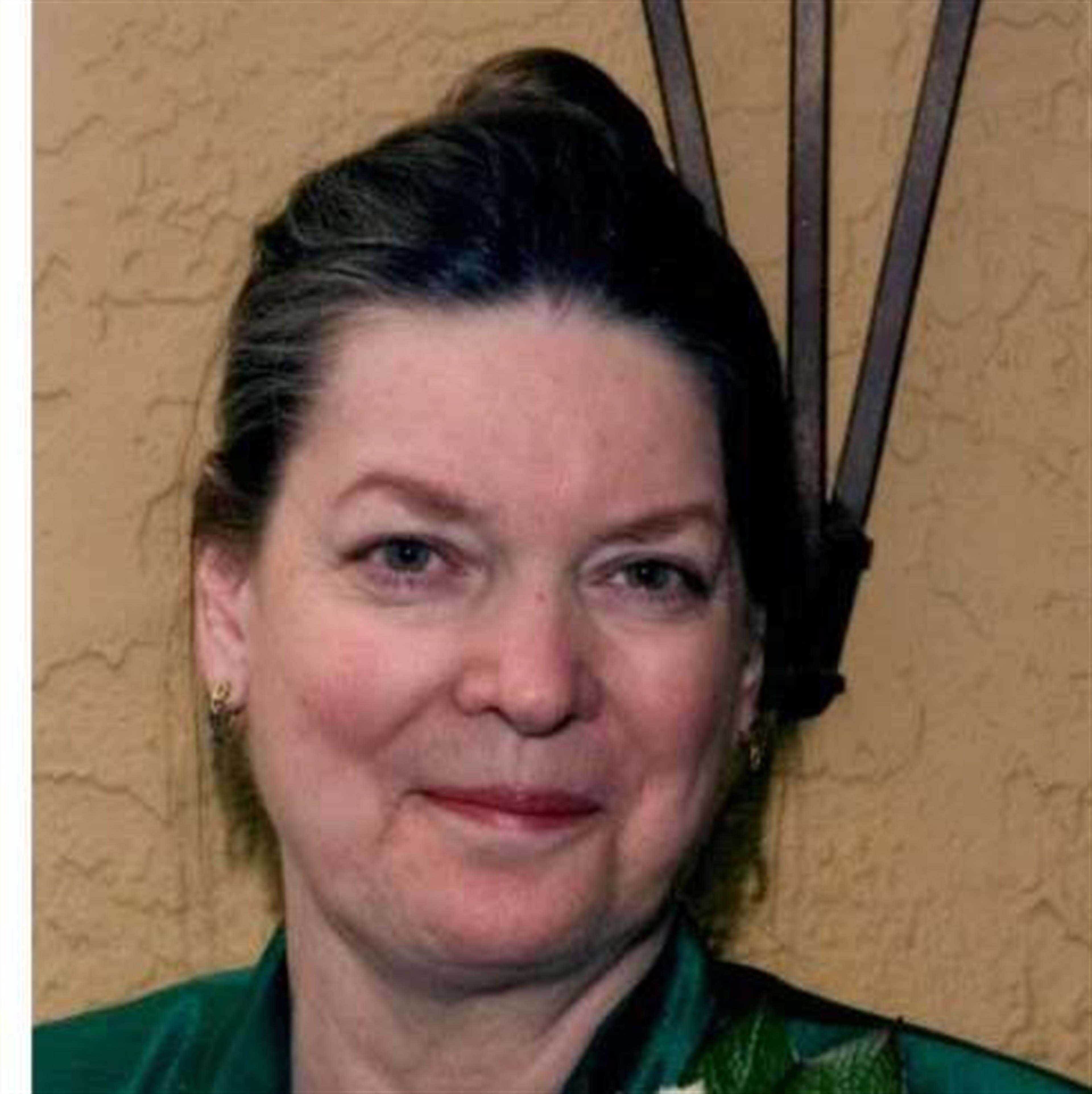Carolyn Hultgren
