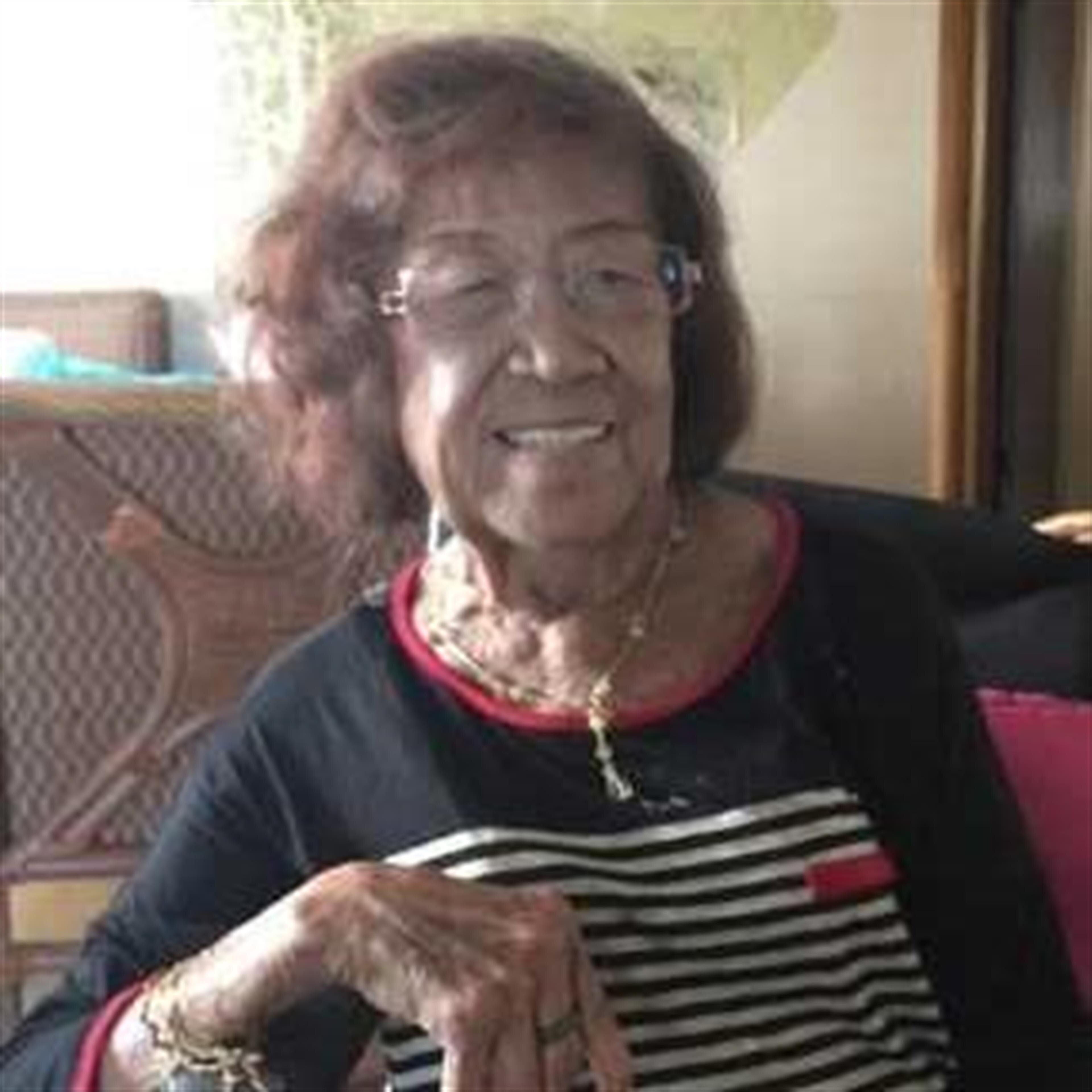 Teresita Longboy Ruiz