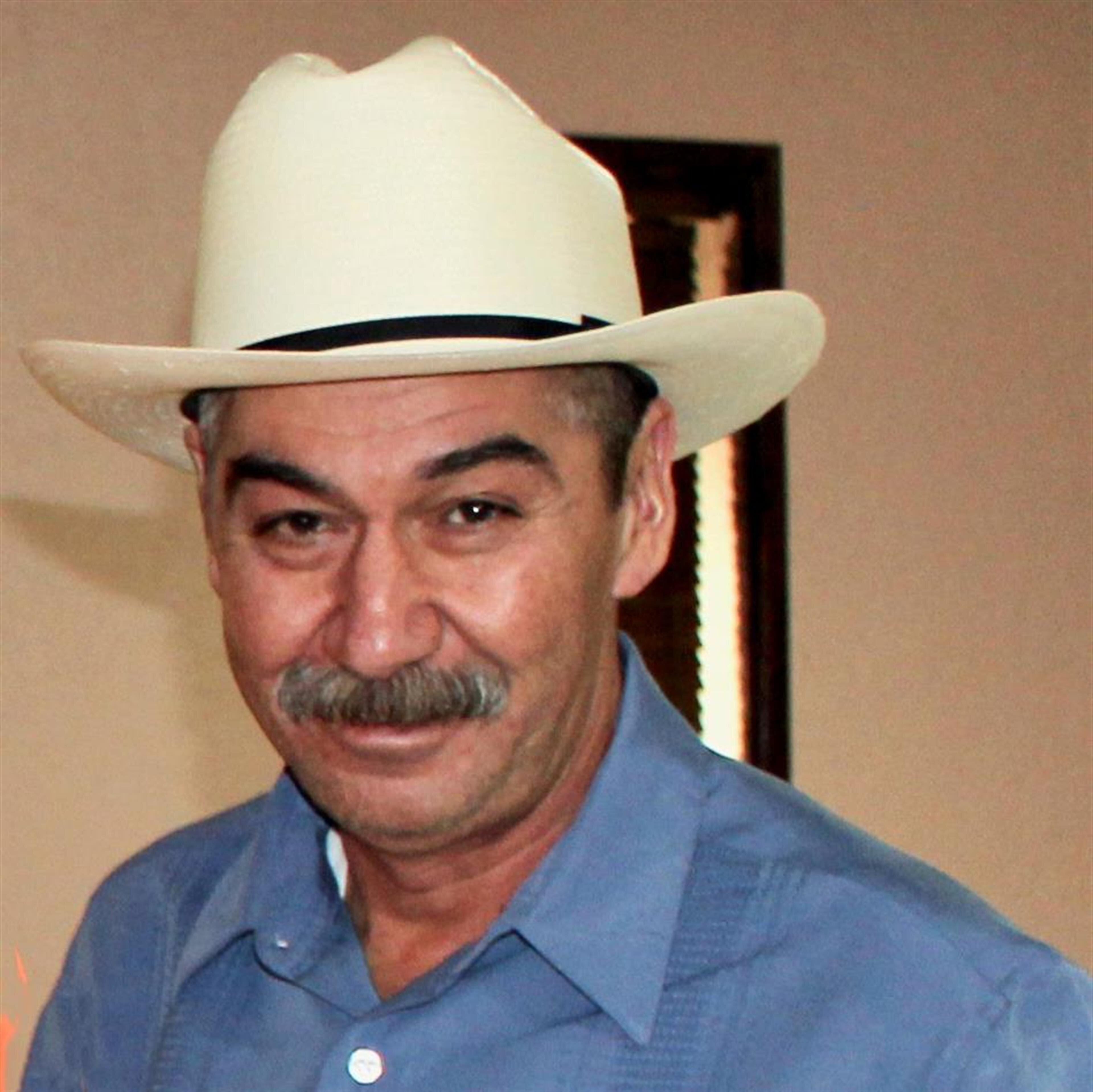 Luis  Julio  Guerra