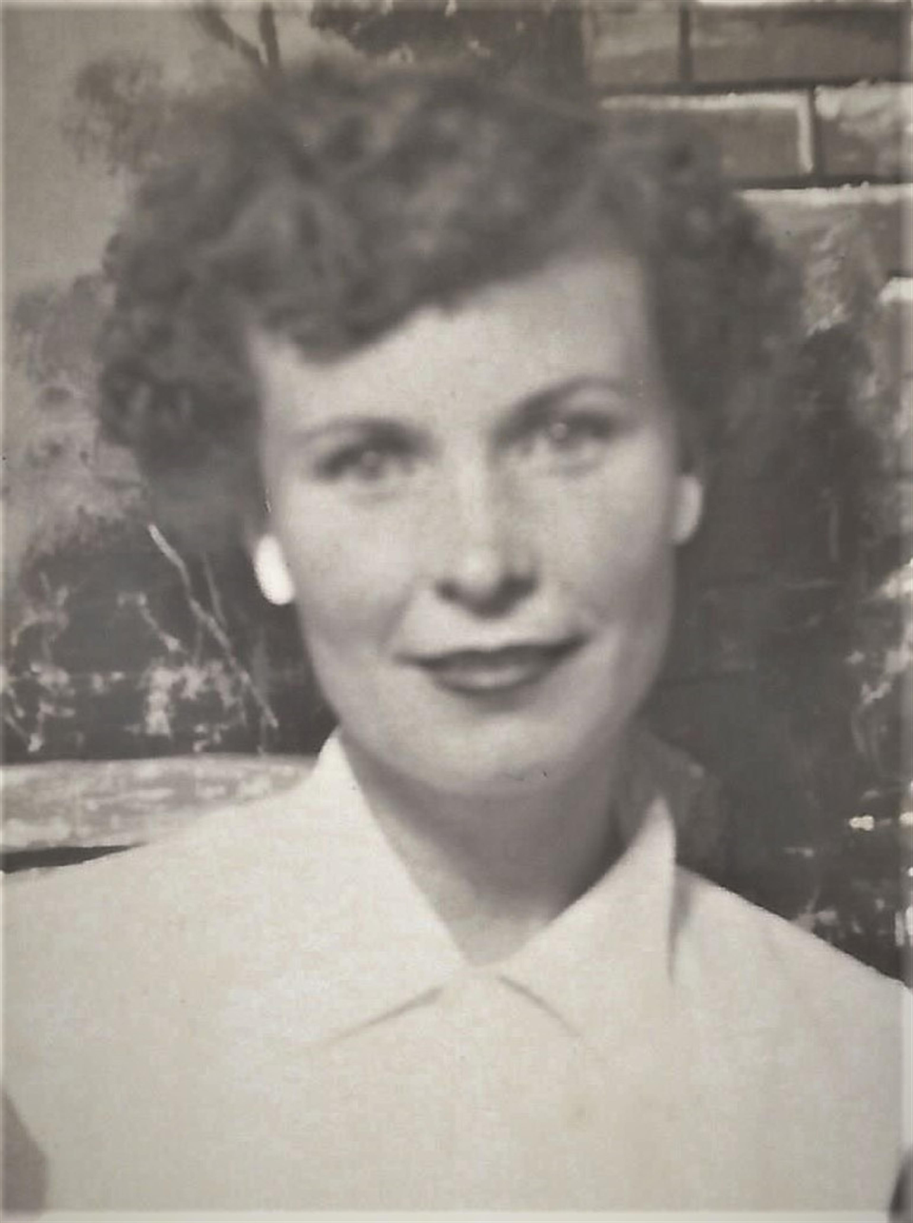 Dorothy Louise Richards