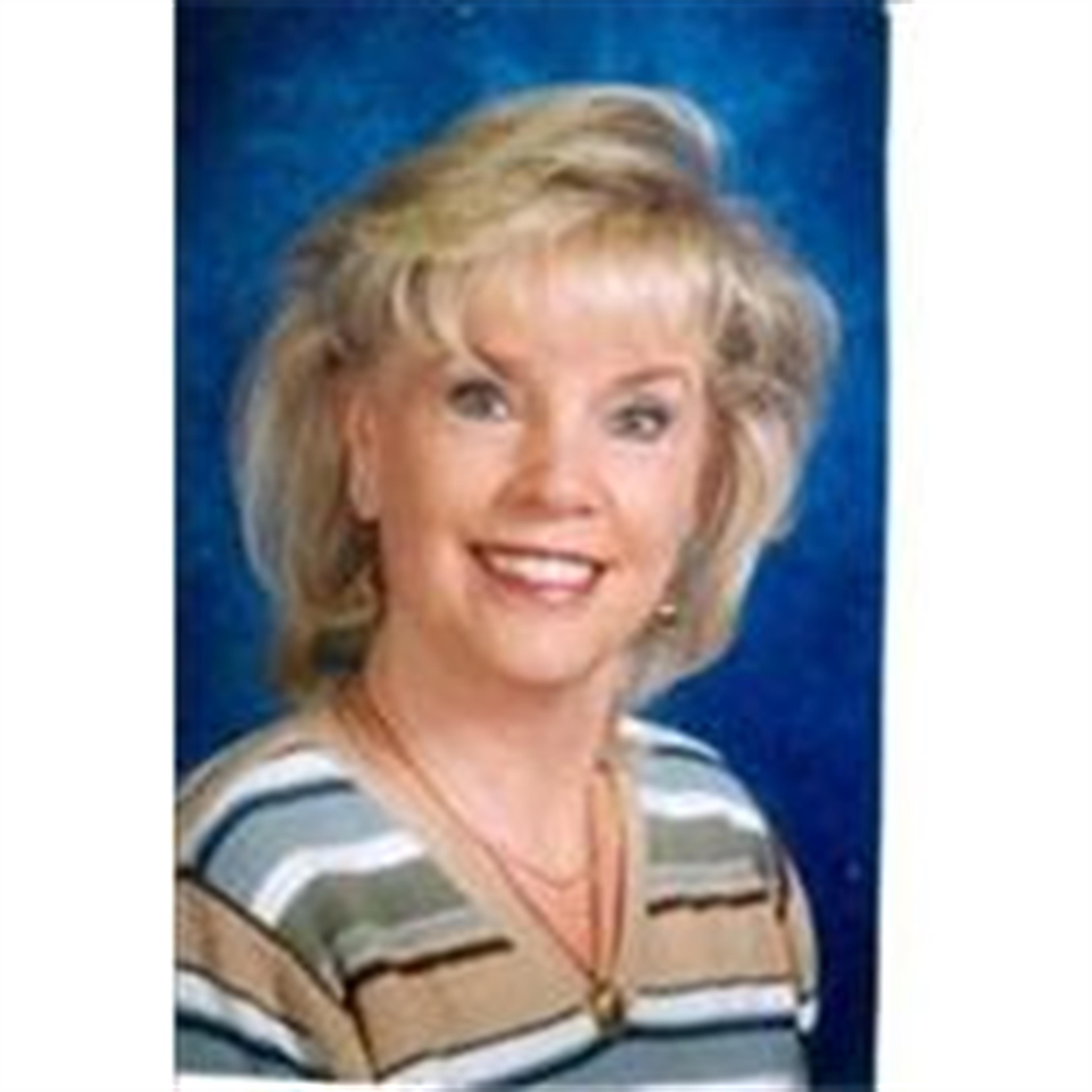 LYNNE CHAPIN RUMPF's obituary picture