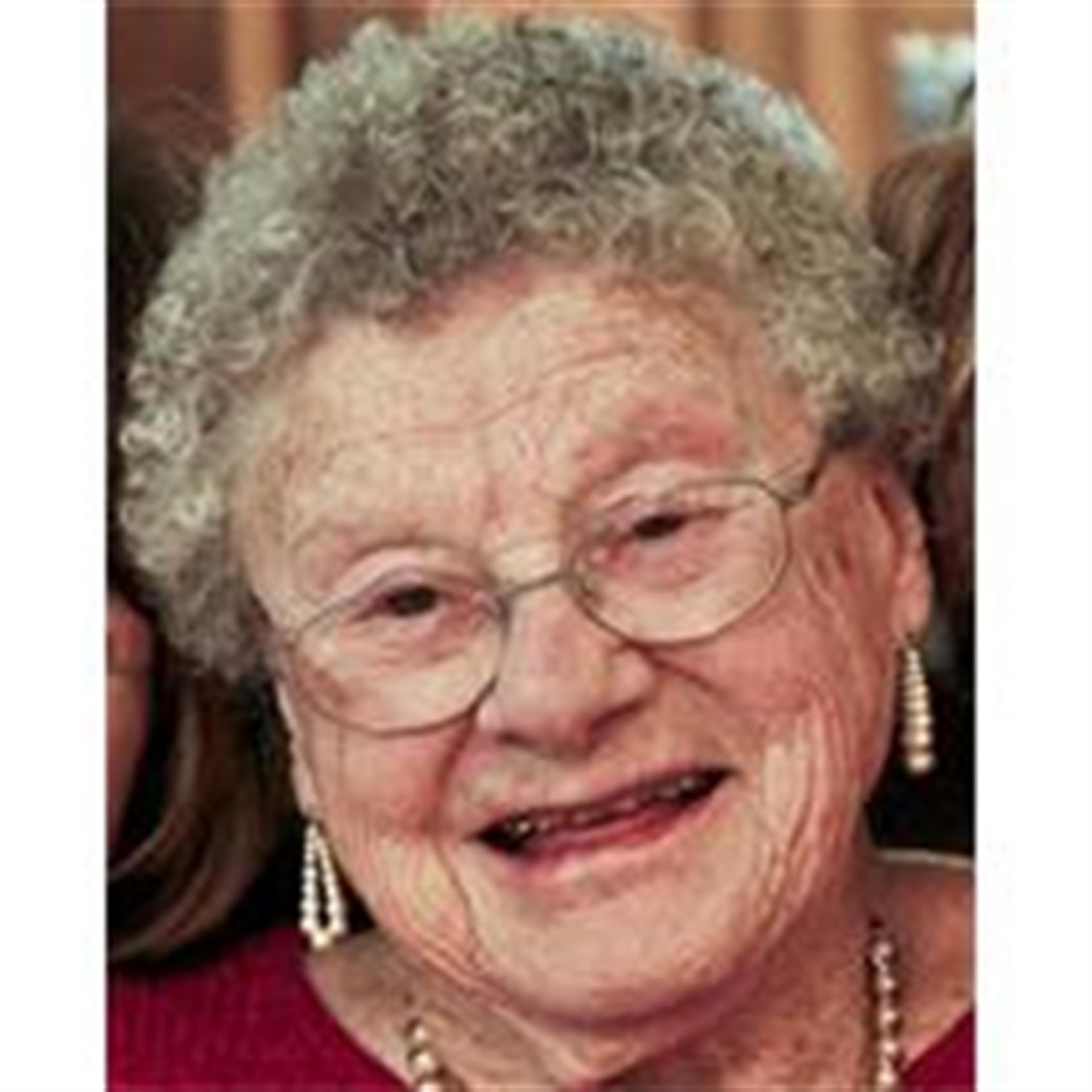 Beulah "Bea" Ross Cobb