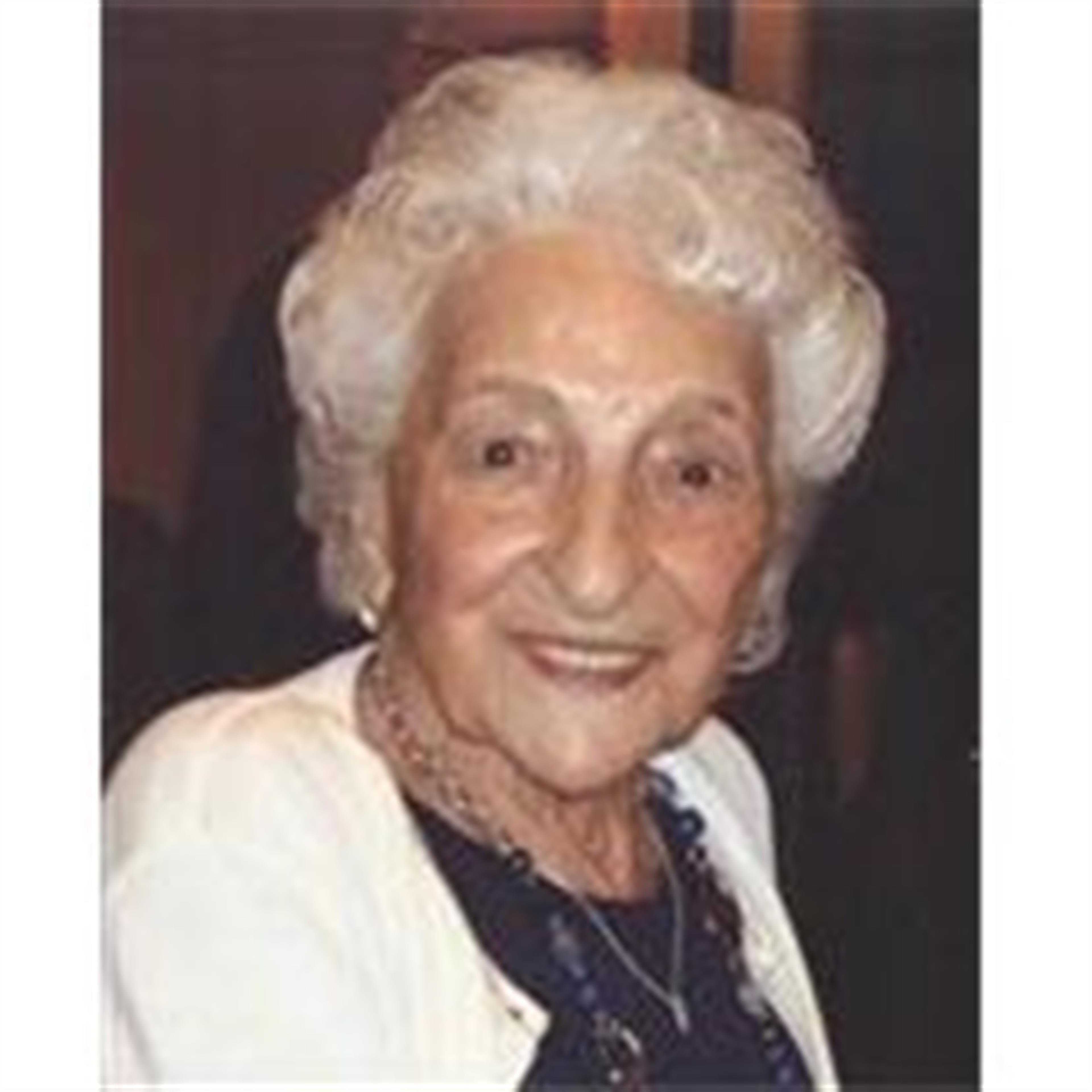 Laura Marie Commare's obituary picture