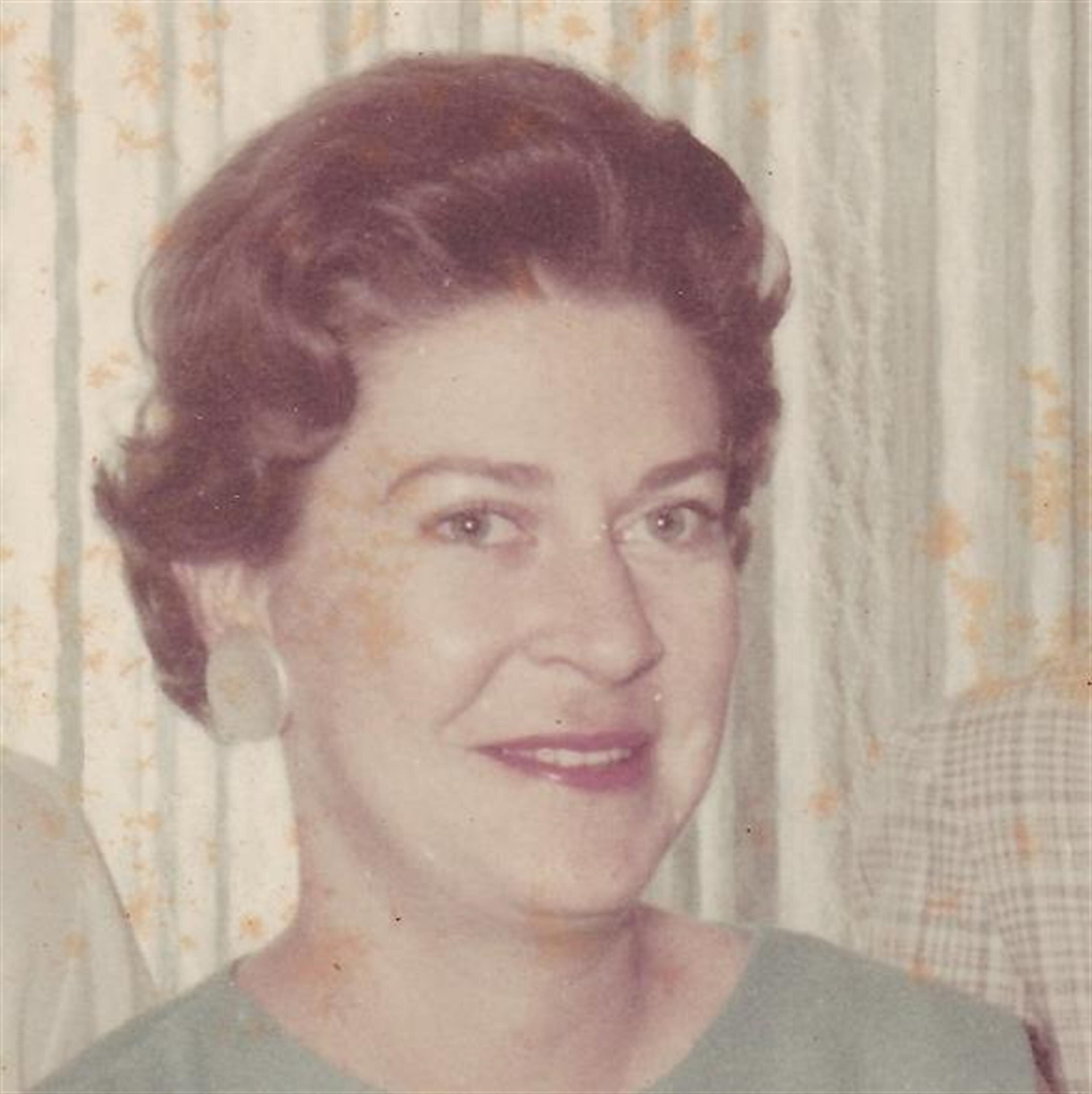Elizabeth  M. Nial