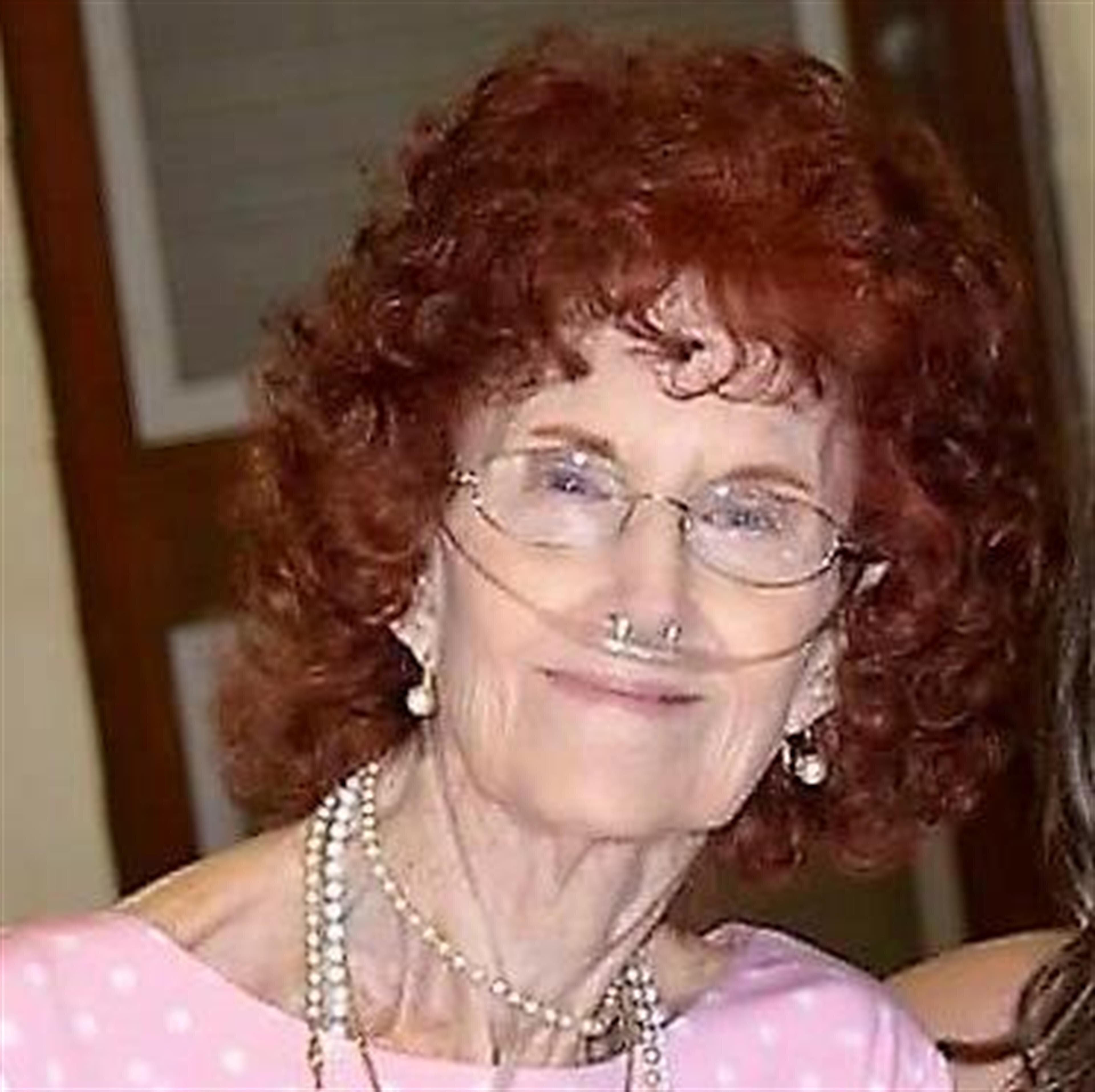 Vetra Loretta  Dees
