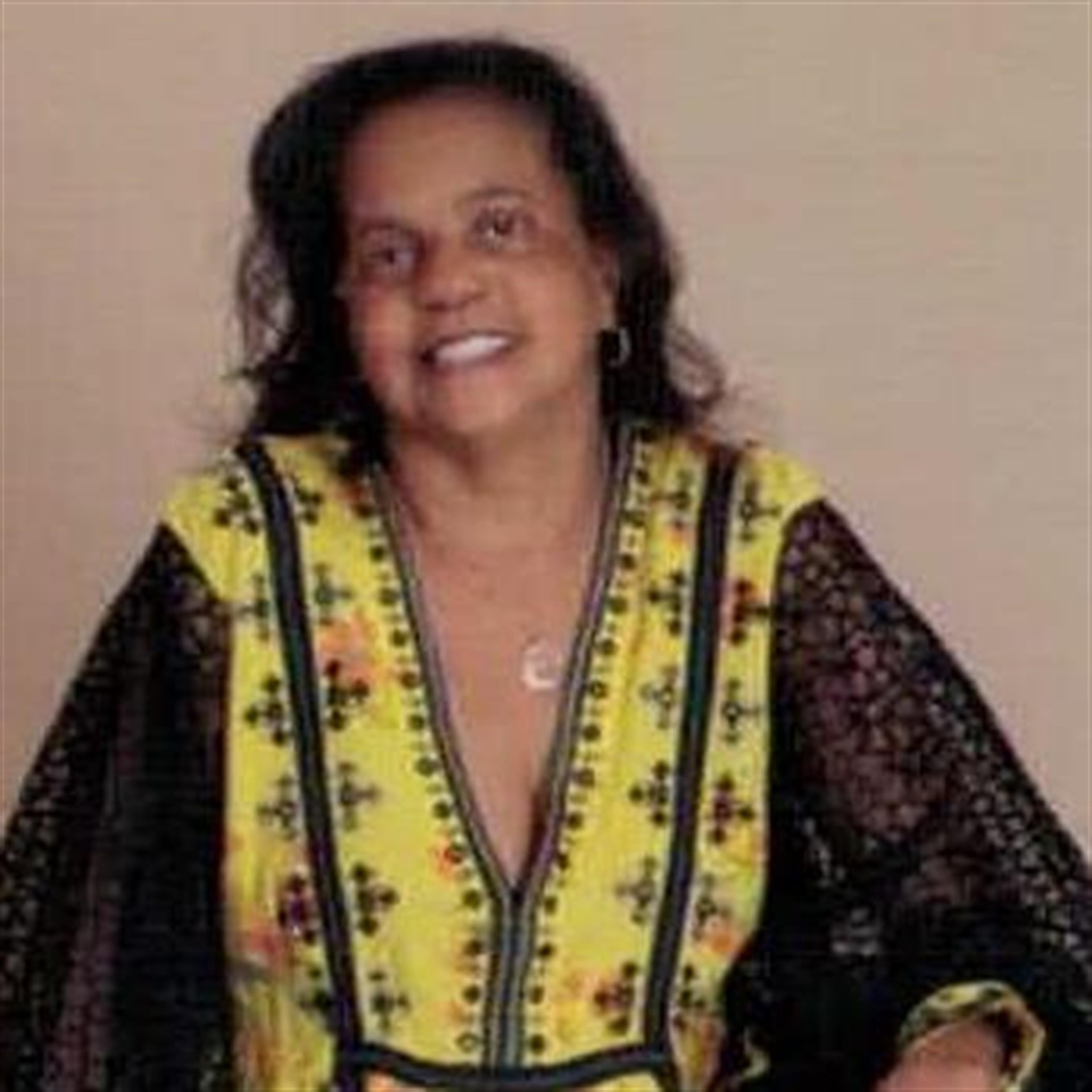 Mrs.  Sonya Lynn Reed