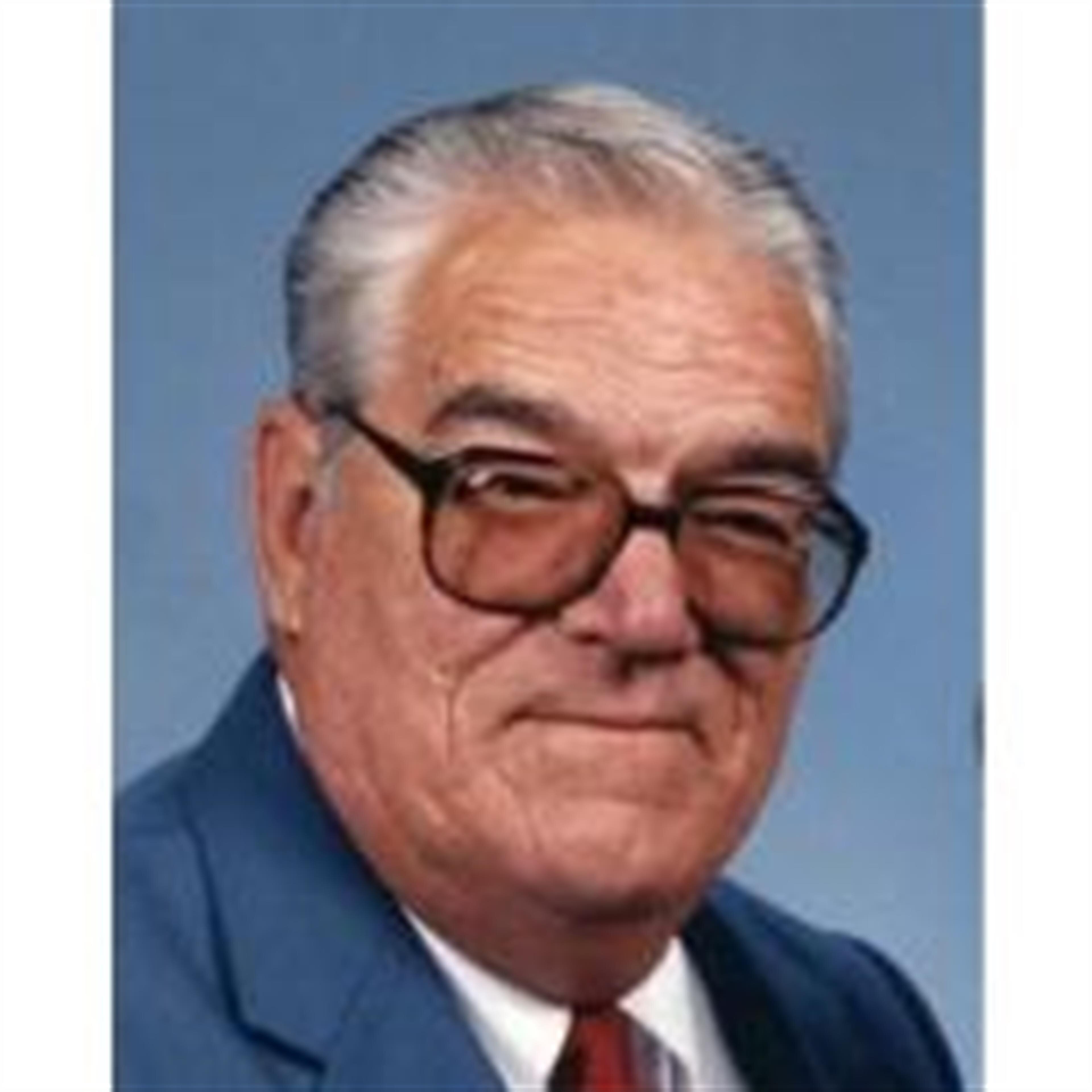 Thomas Lewis "Tom" Bennett