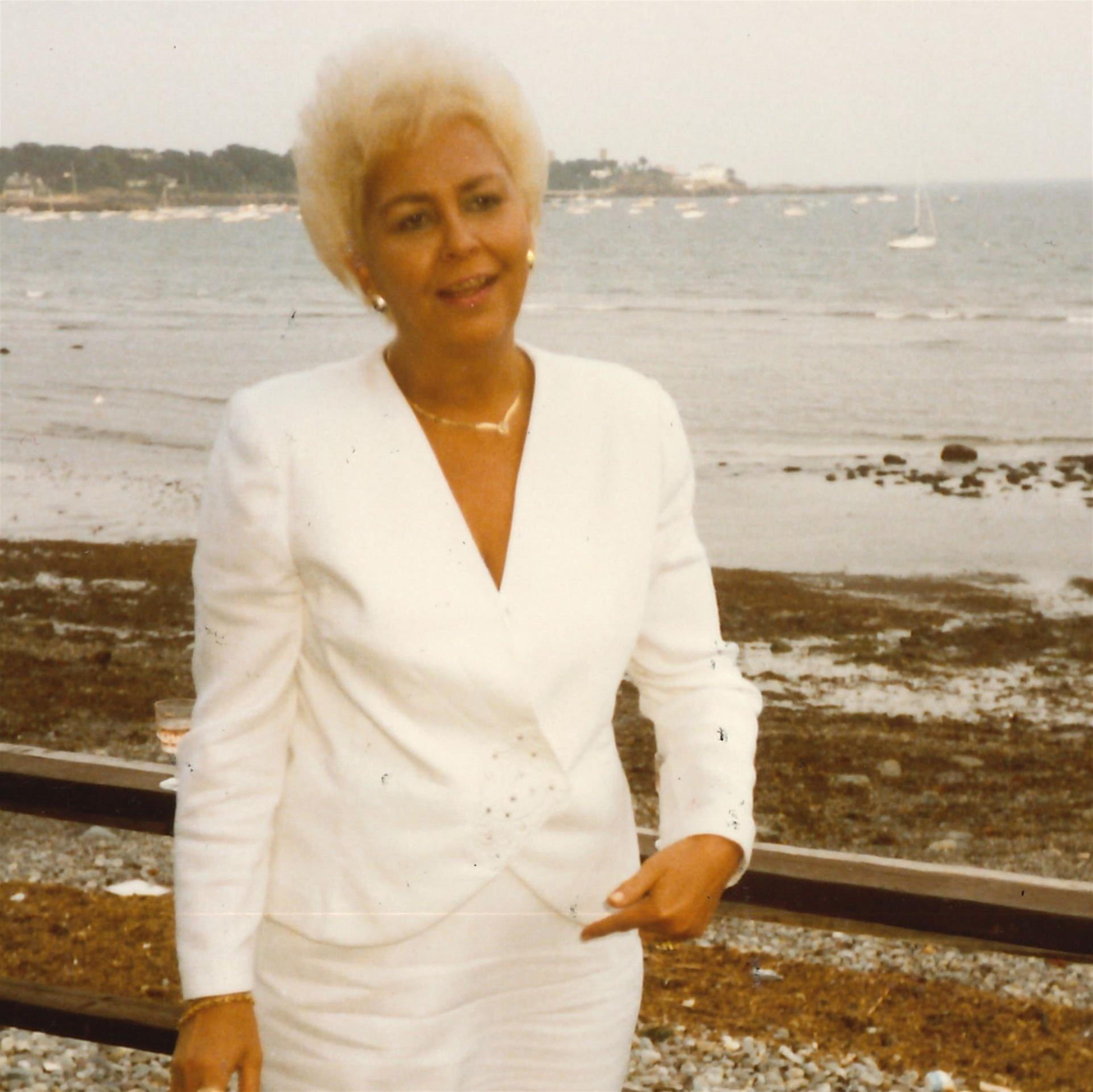 Carol Gladys Romanski