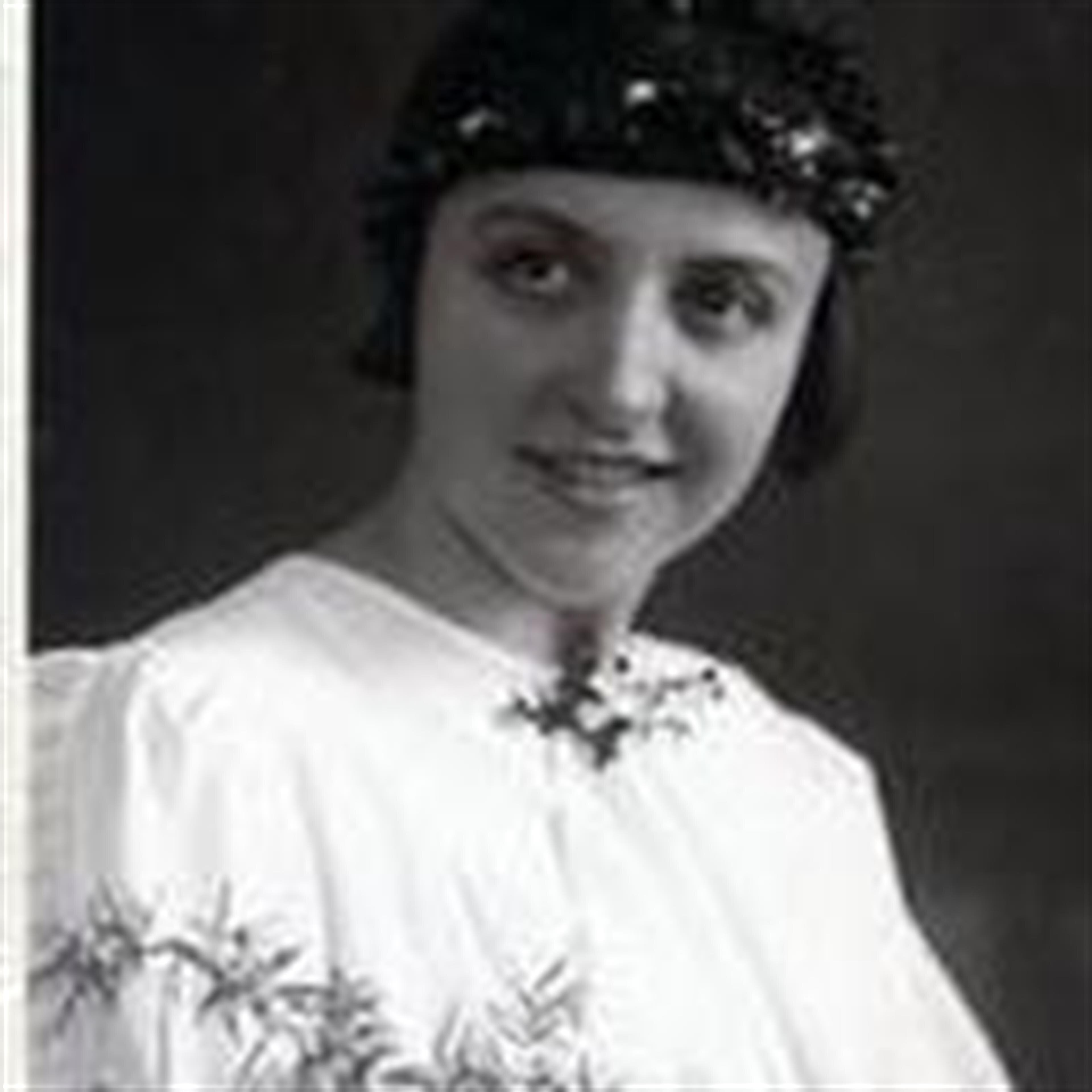 Elsa Ezell