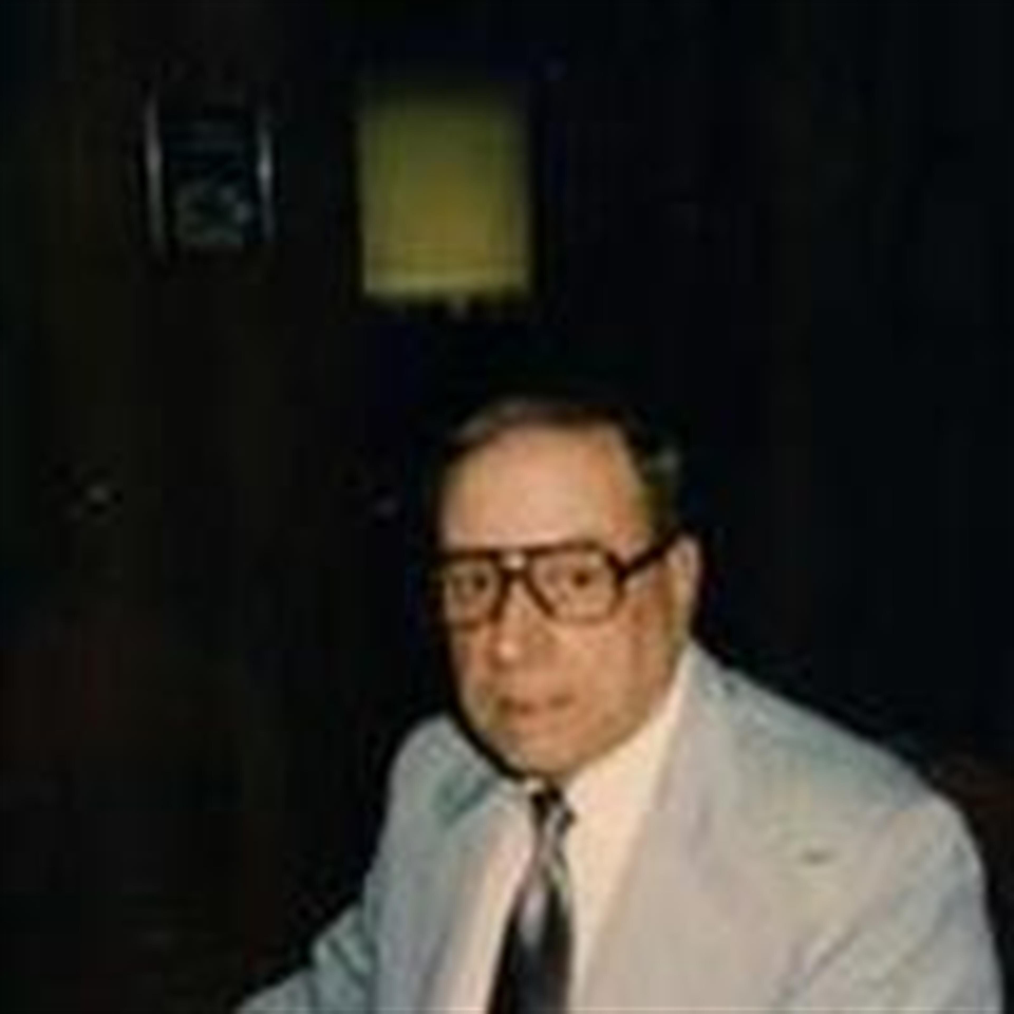 Morley Lester Strutton