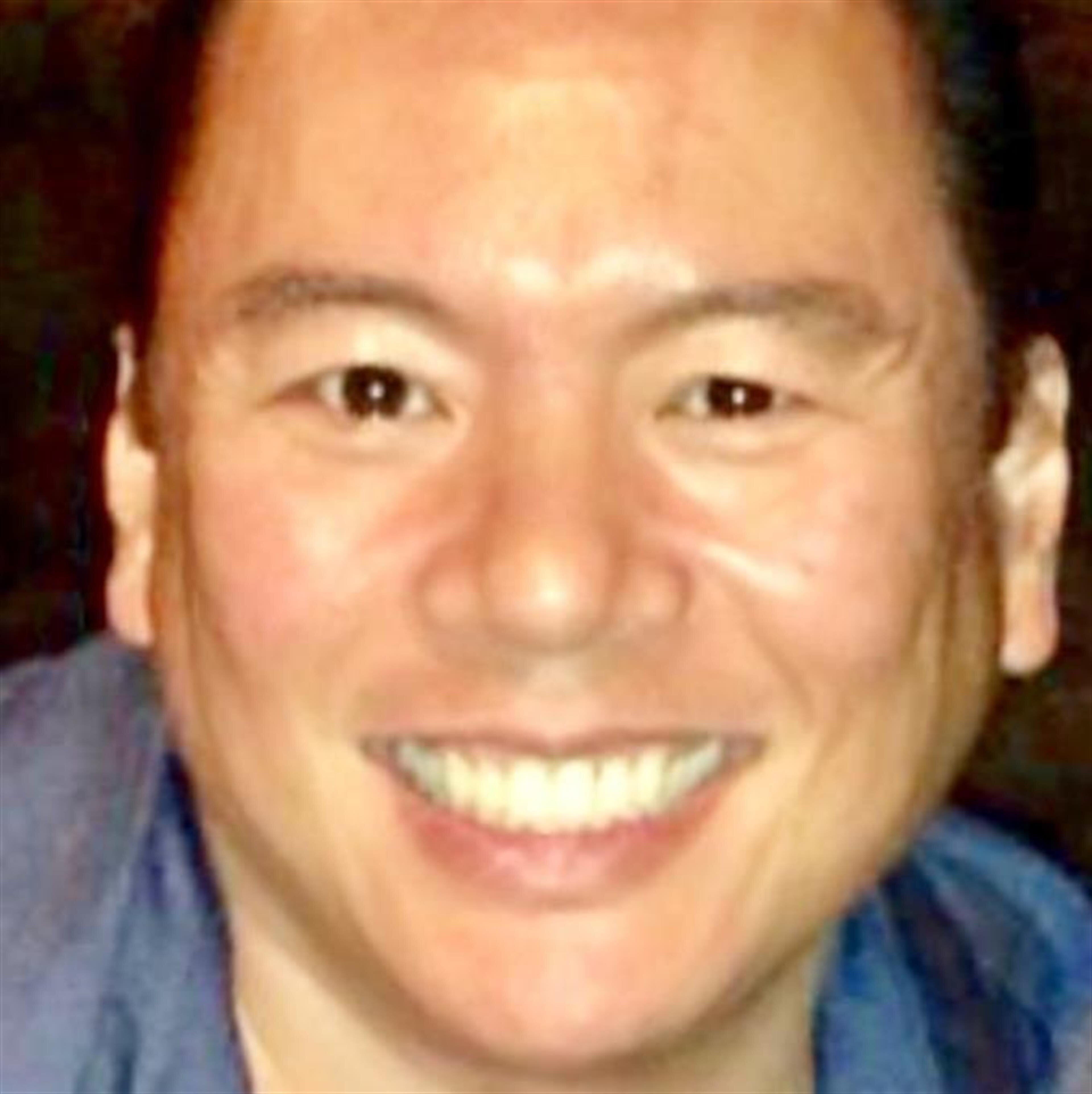 Dr. Derrick Yau Kin Yim DDS
