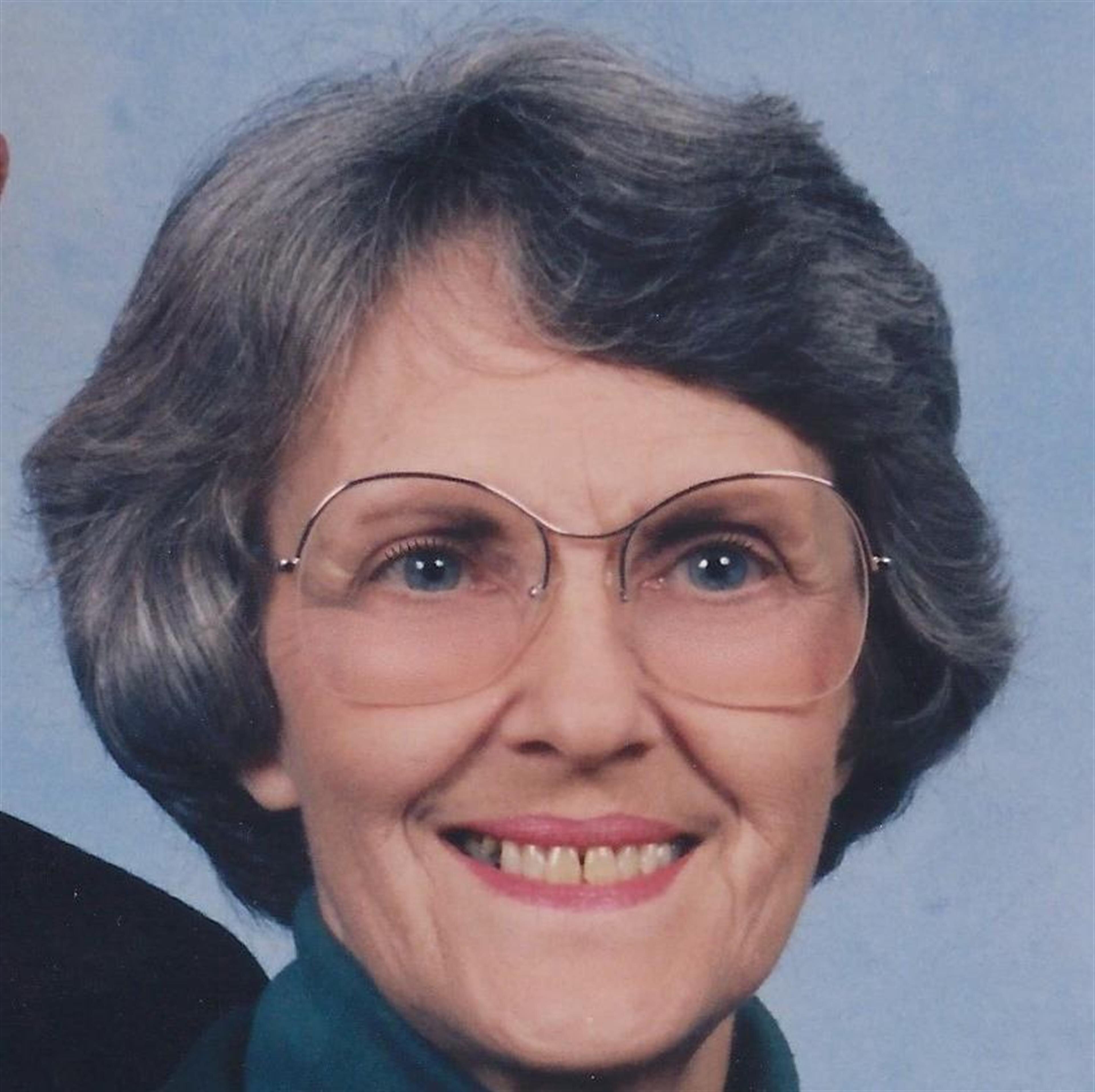 Mona Holt