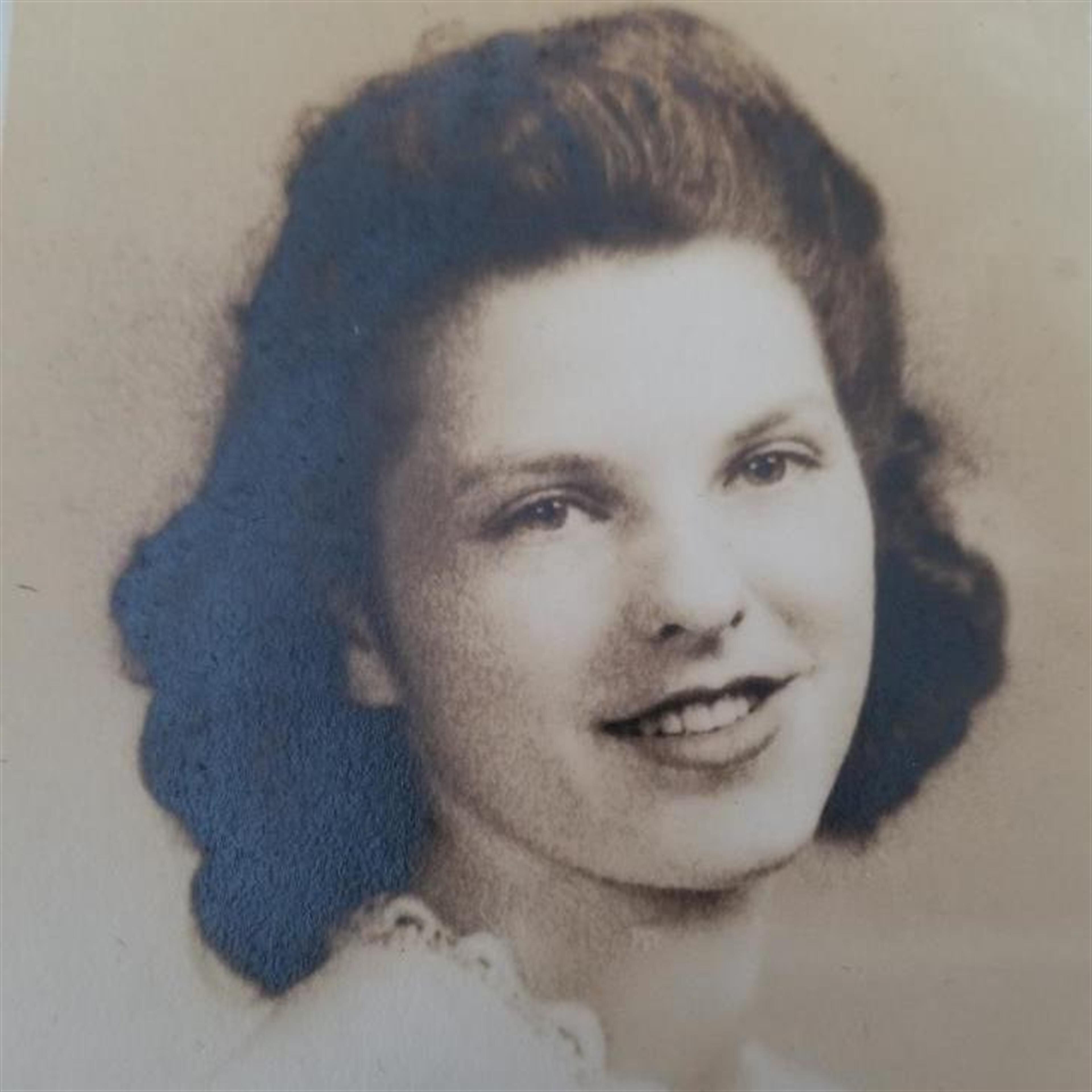Mrs. Edna Earl Manley