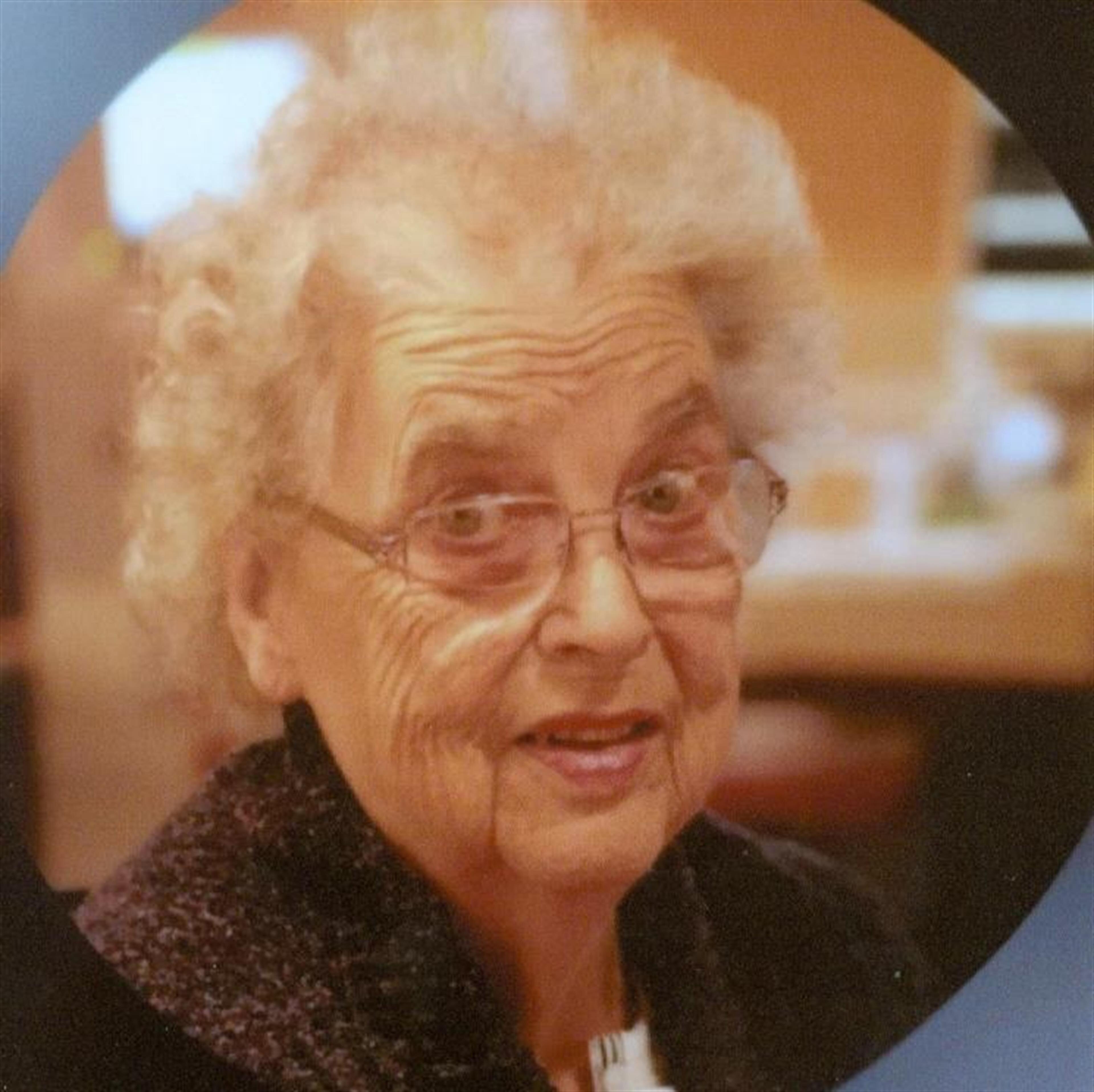 Mrs.  Delores  Ann  Loyselle