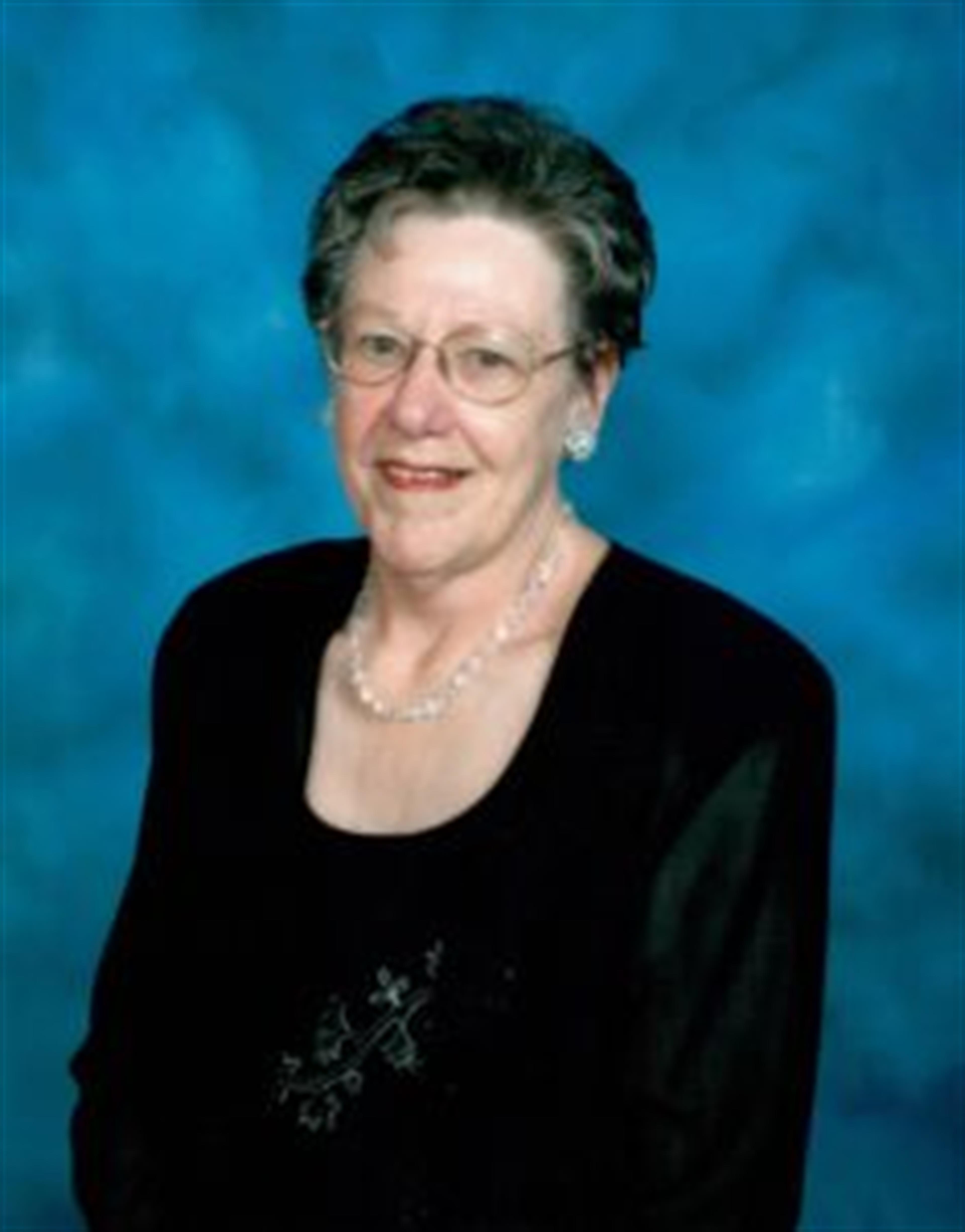 June M. Hodsoll's obituary picture