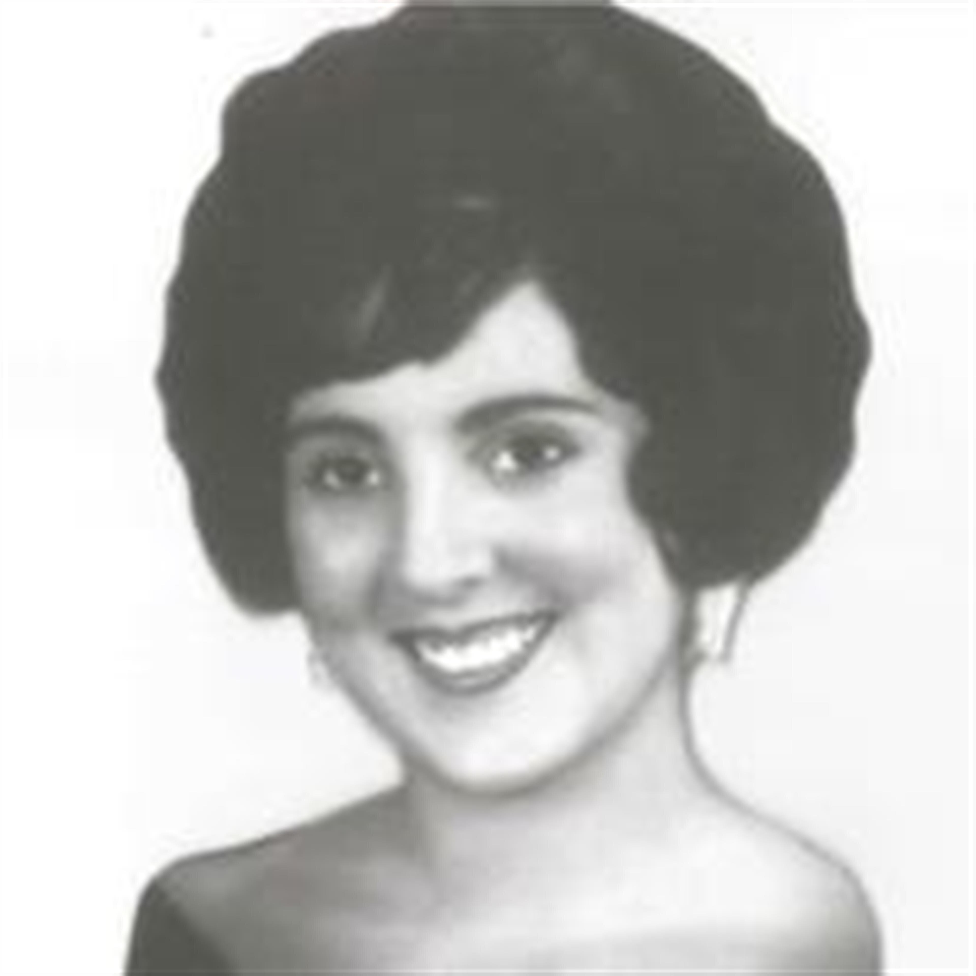 Maureen Loya