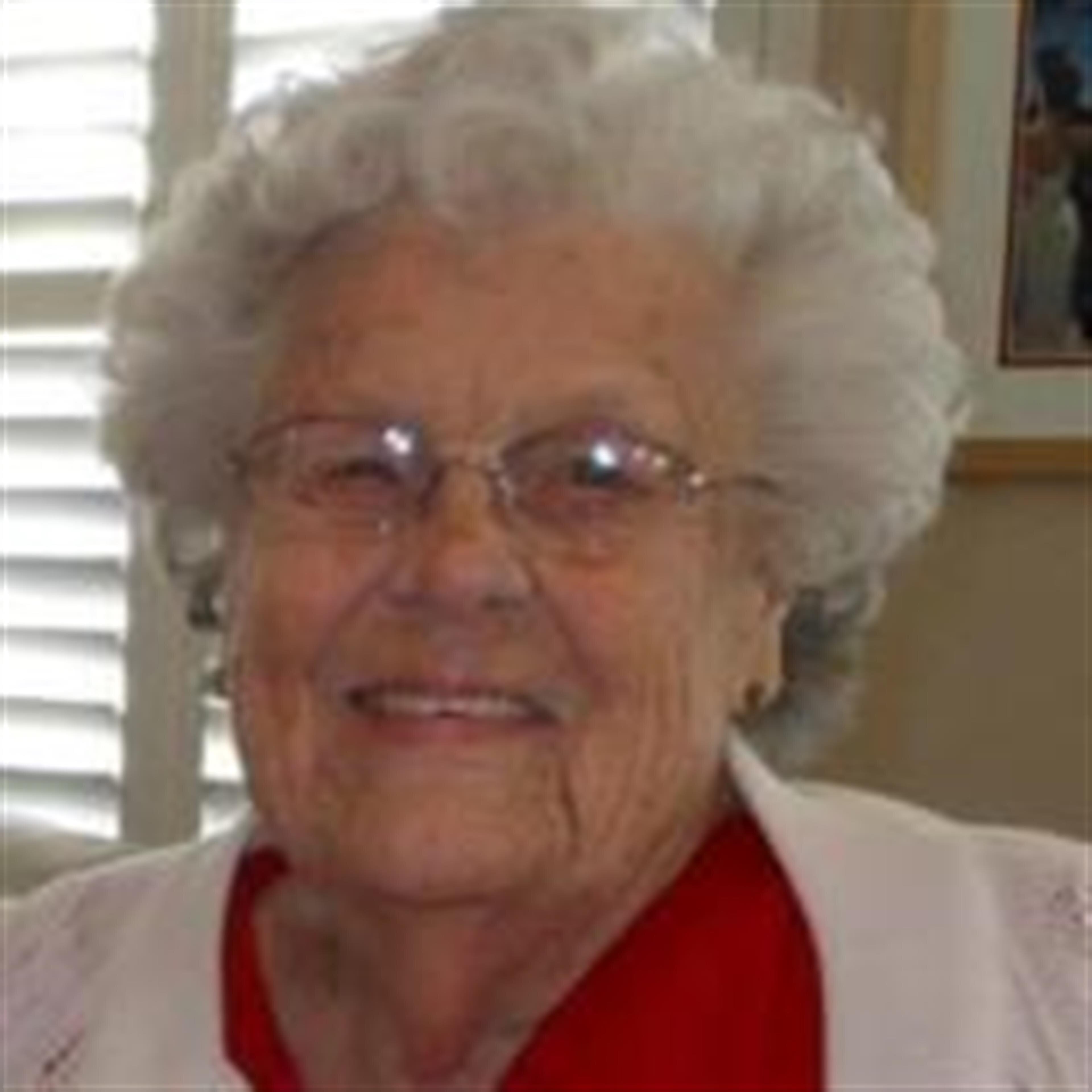 Pearl L Smith