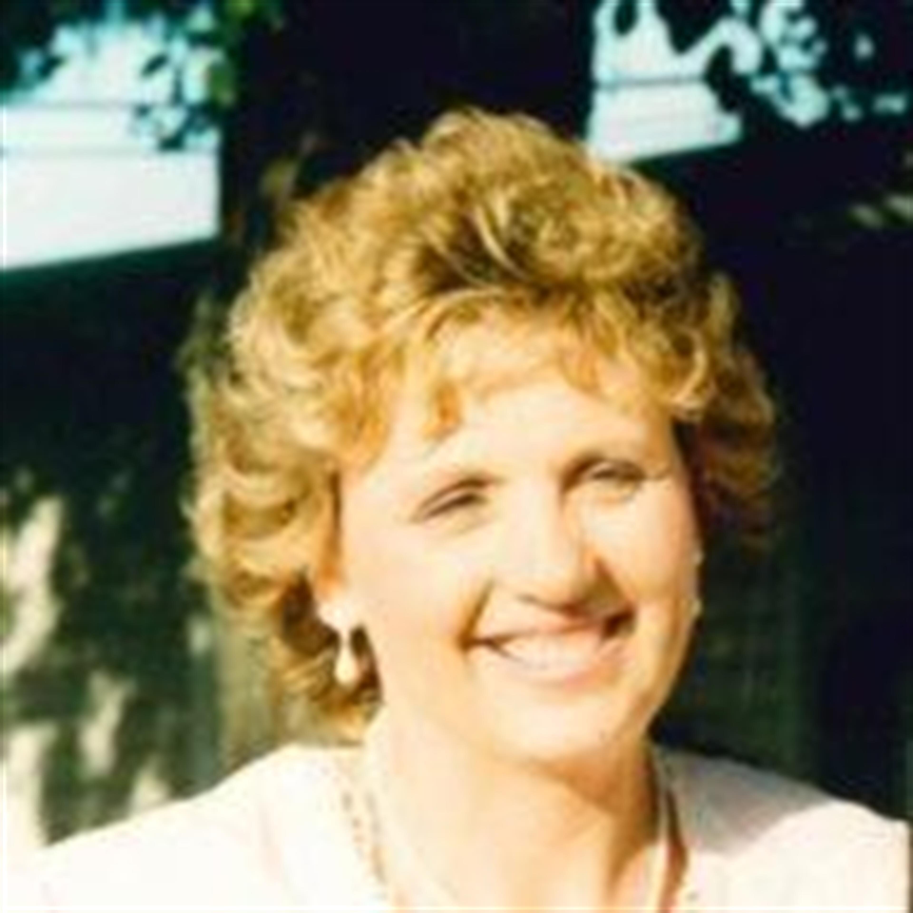 SANDIE PALOMBA
