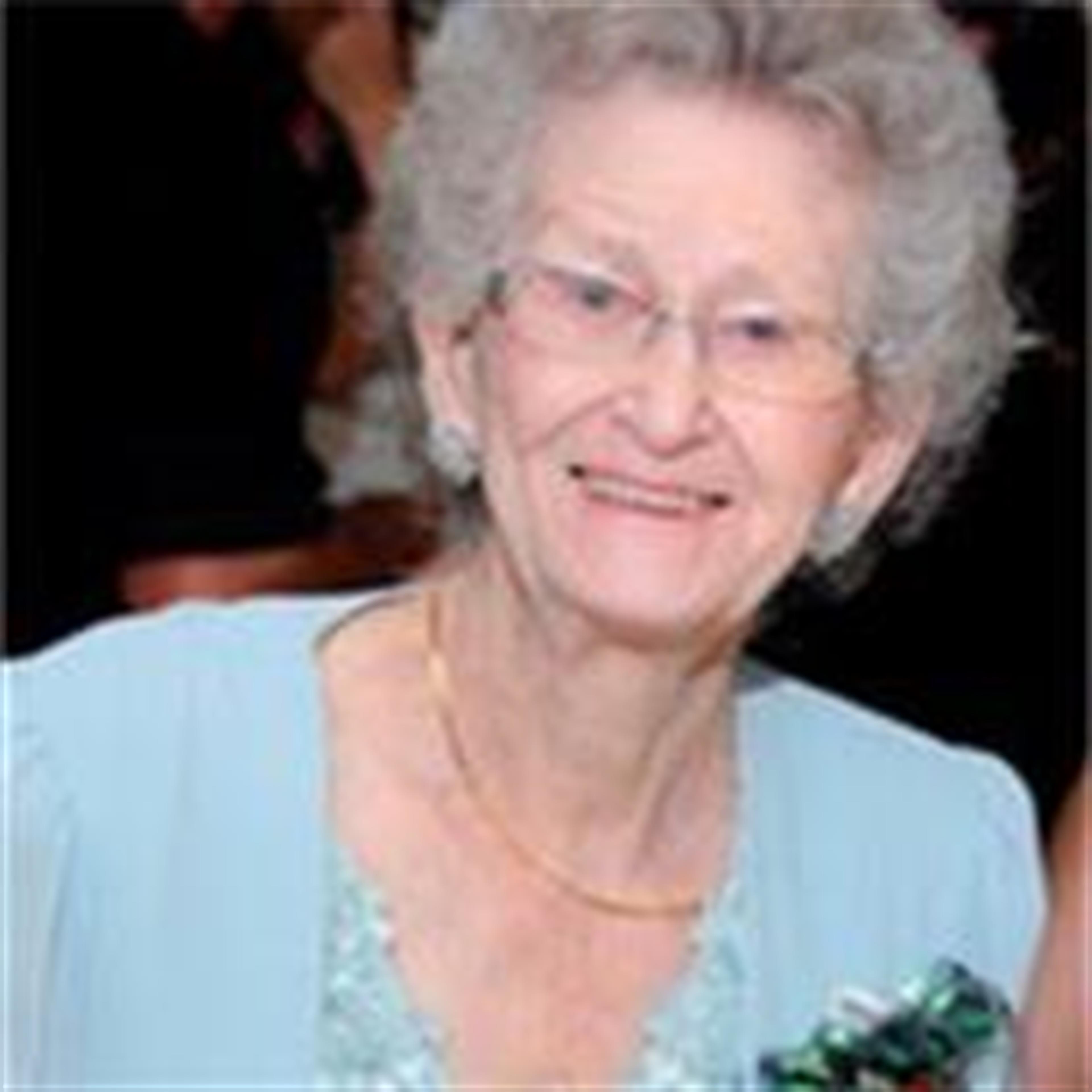 Eva Bueno's obituary picture
