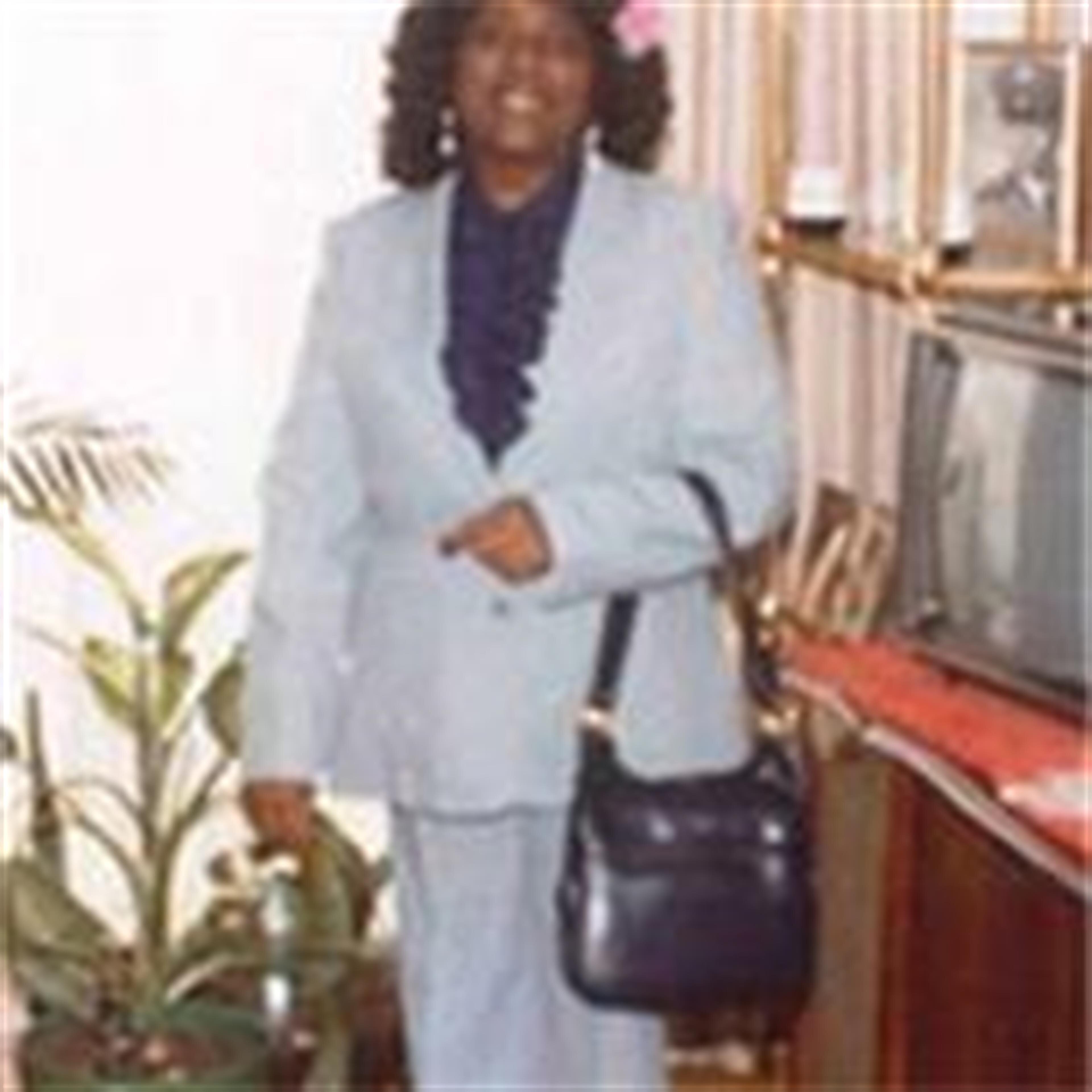 Maggie L. Epps