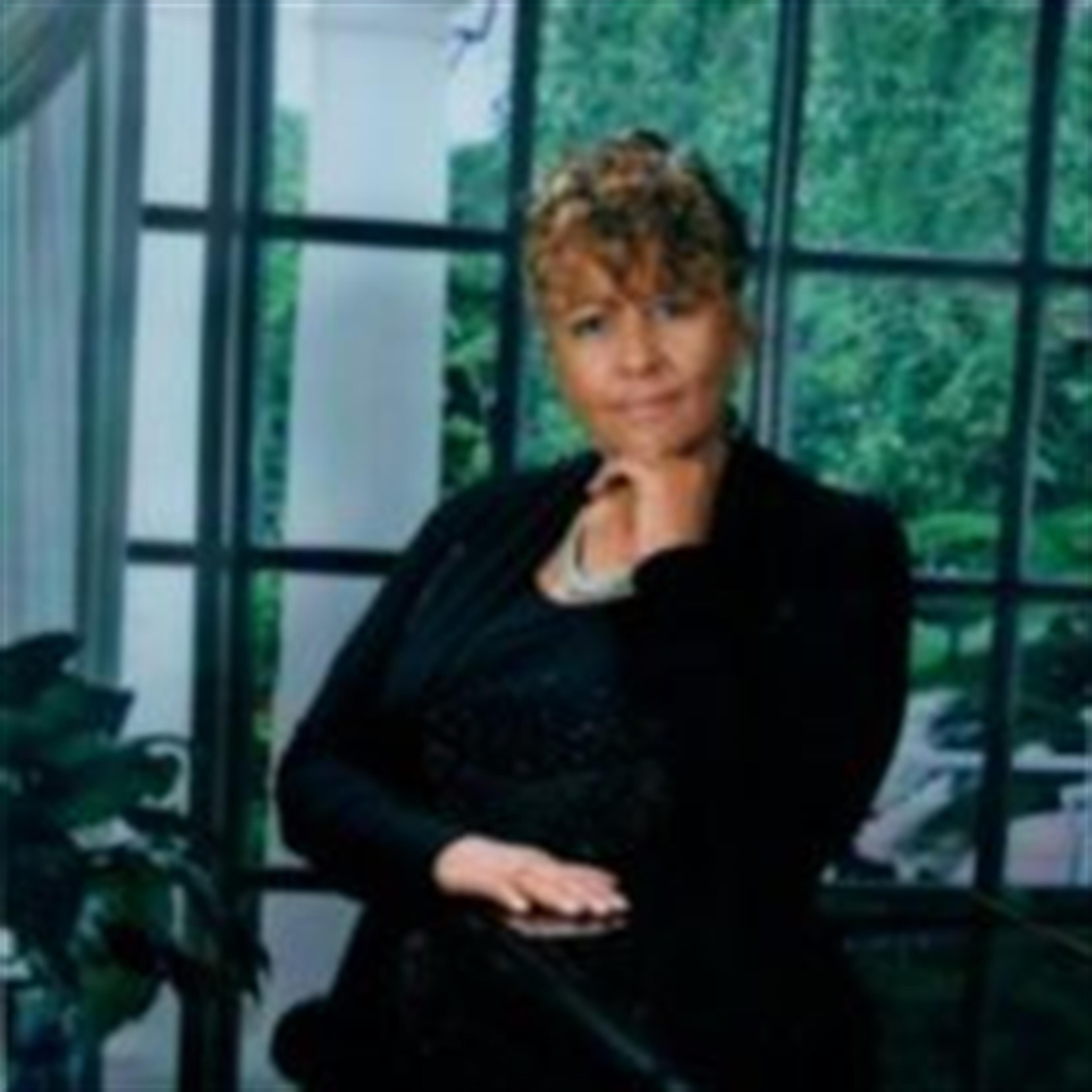 Rosalind Gayle Walton