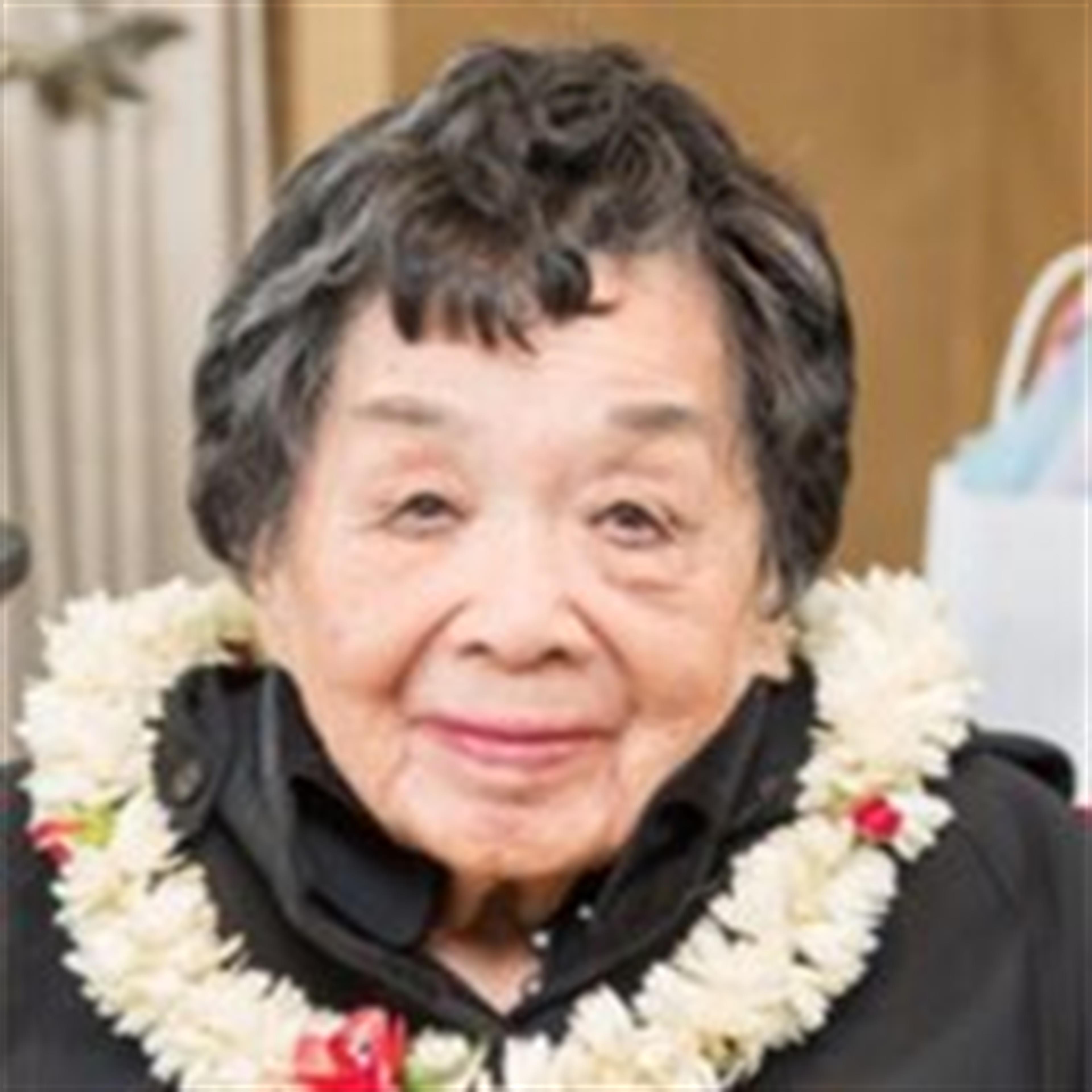 Elizabeth King Ho