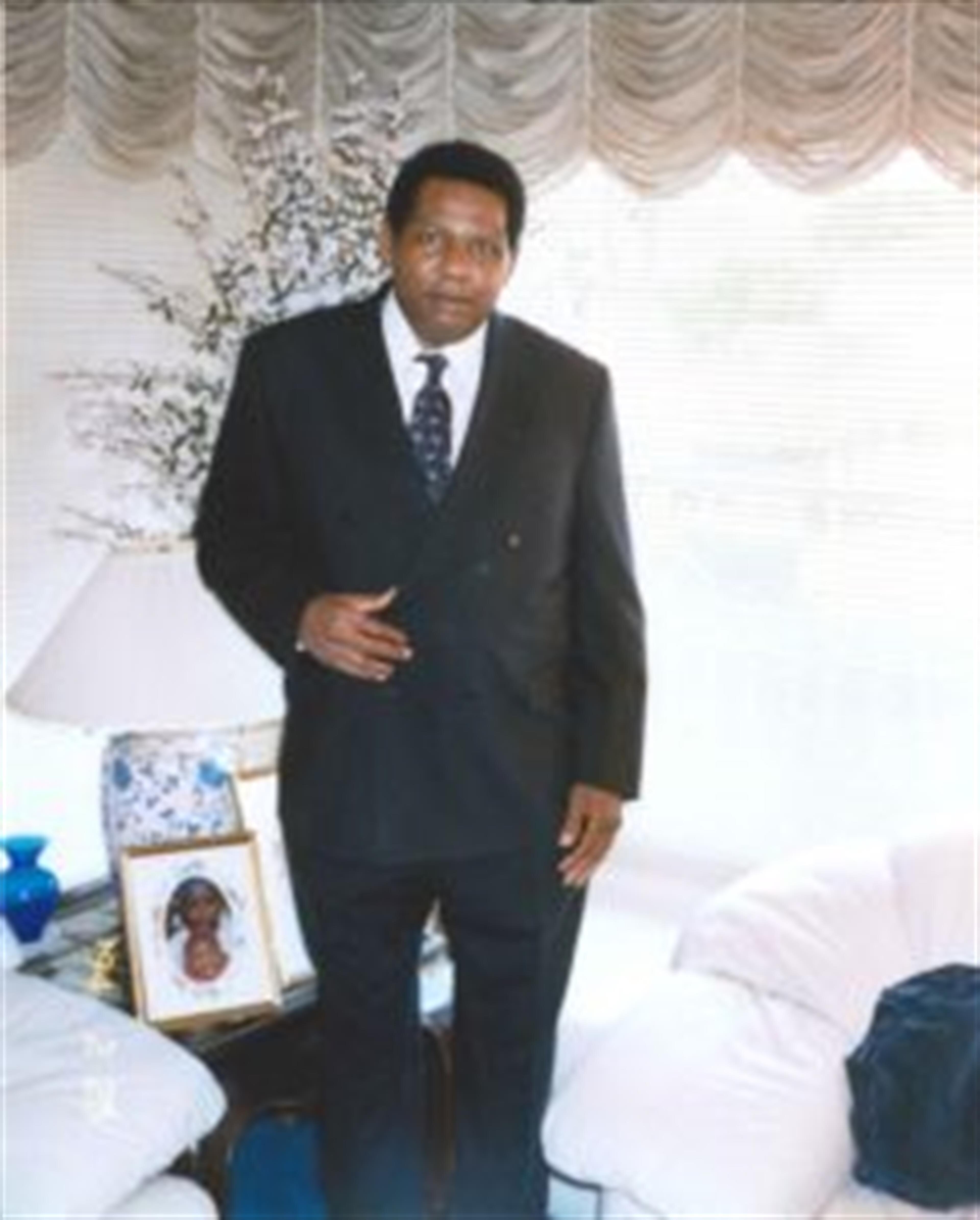 Roy Gantt JR
