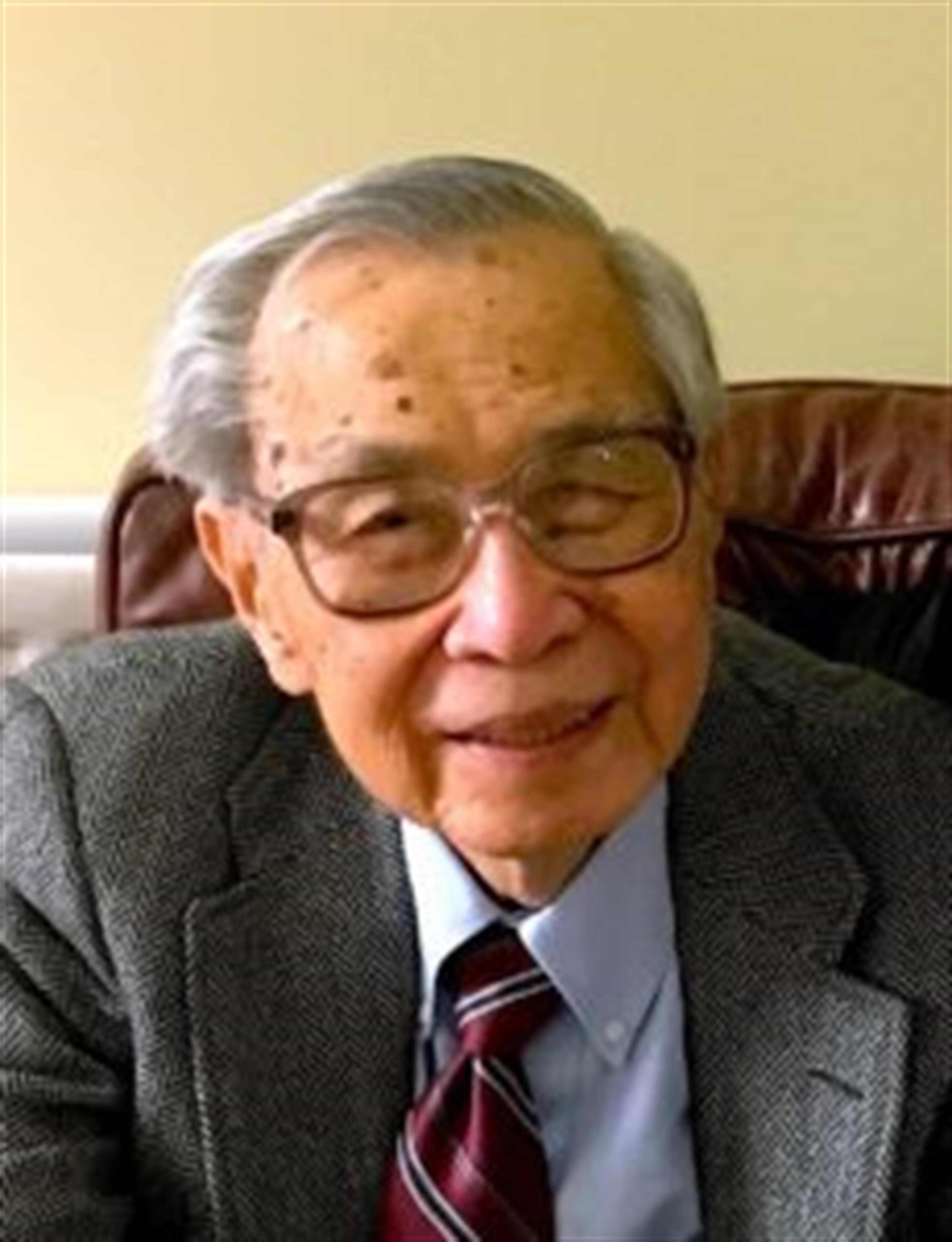 Khuen Wai "Michael" Chow