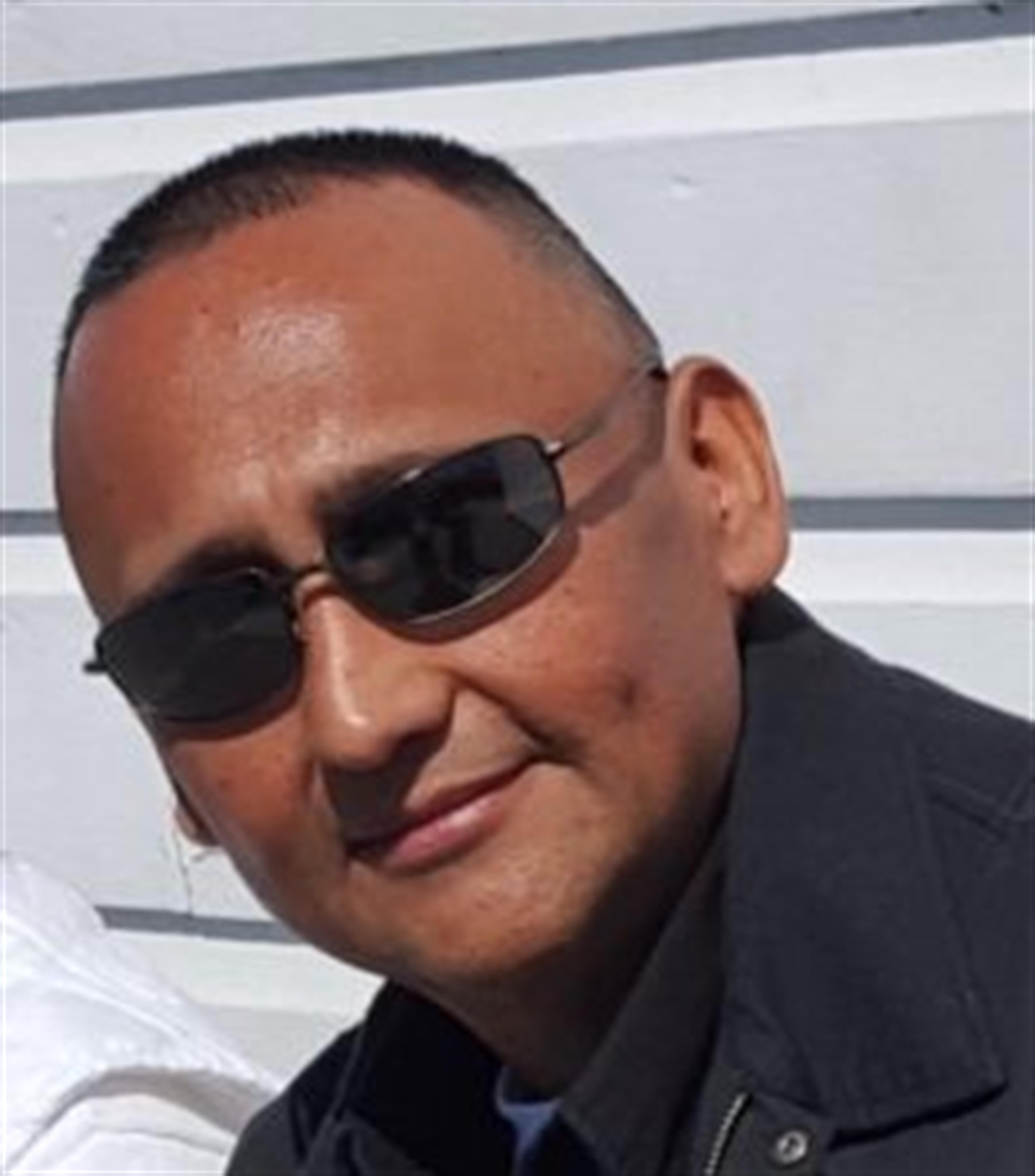 Douglas R. Dueñas Sr.