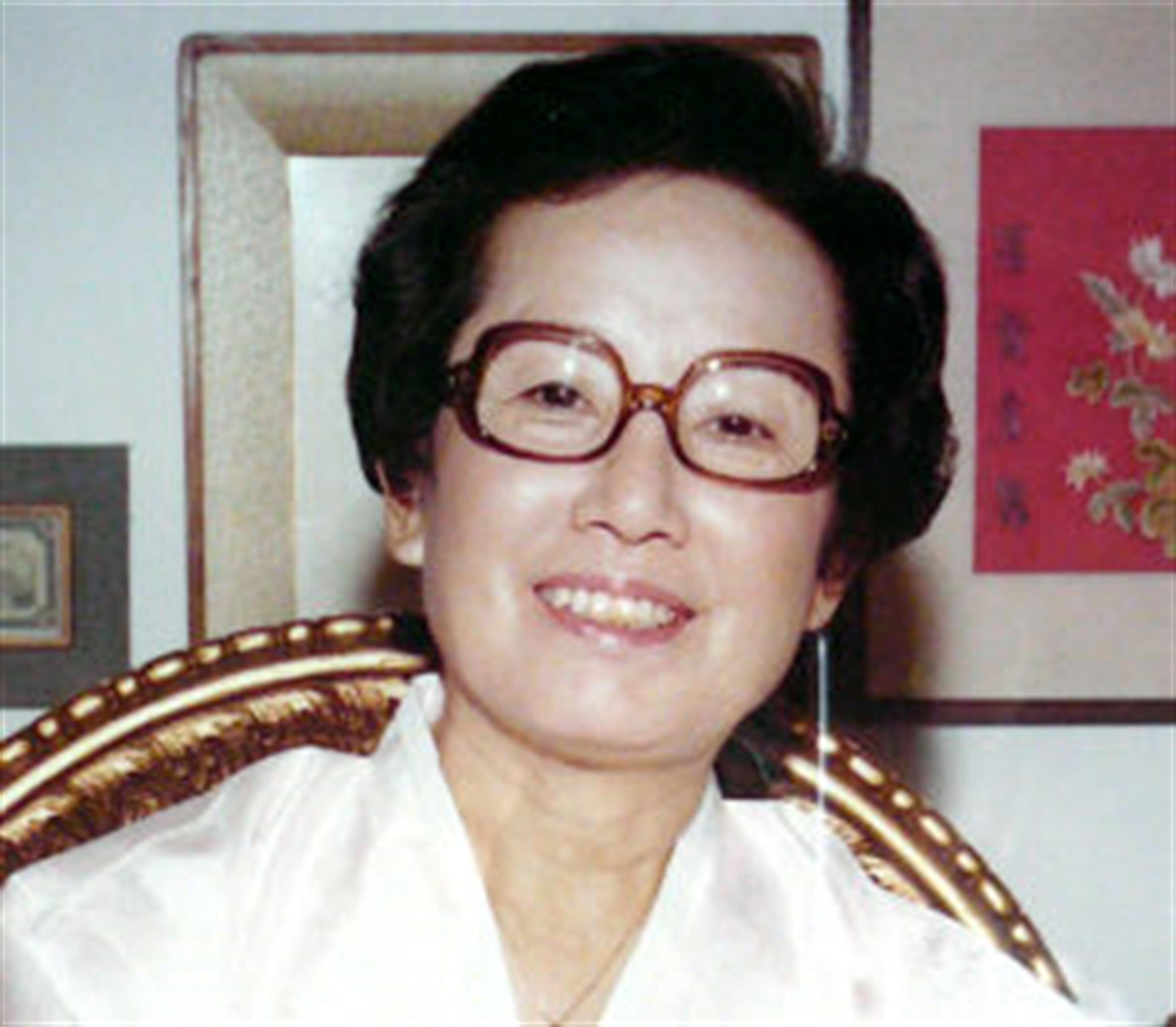 June W. Kim