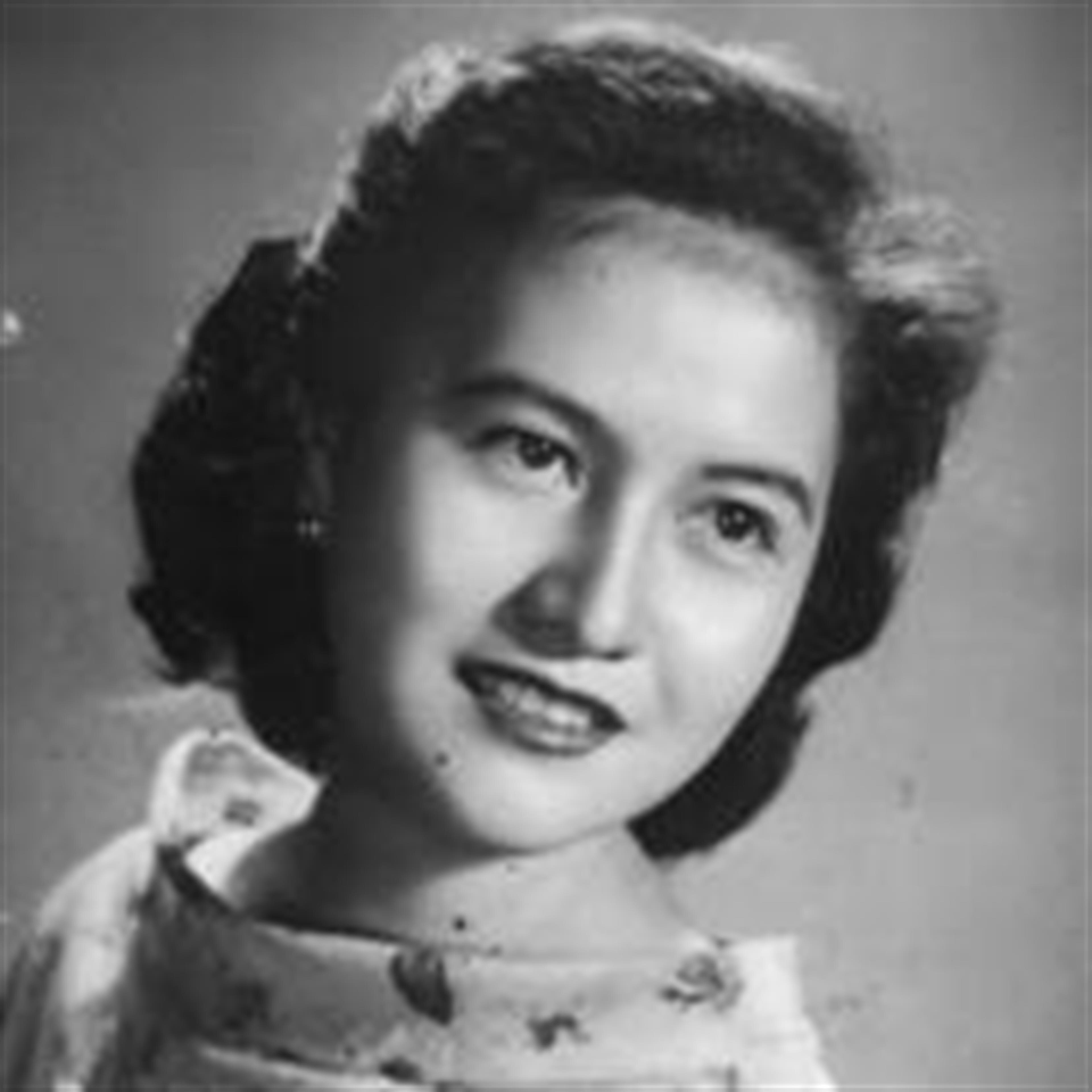 Perla R. Contreras