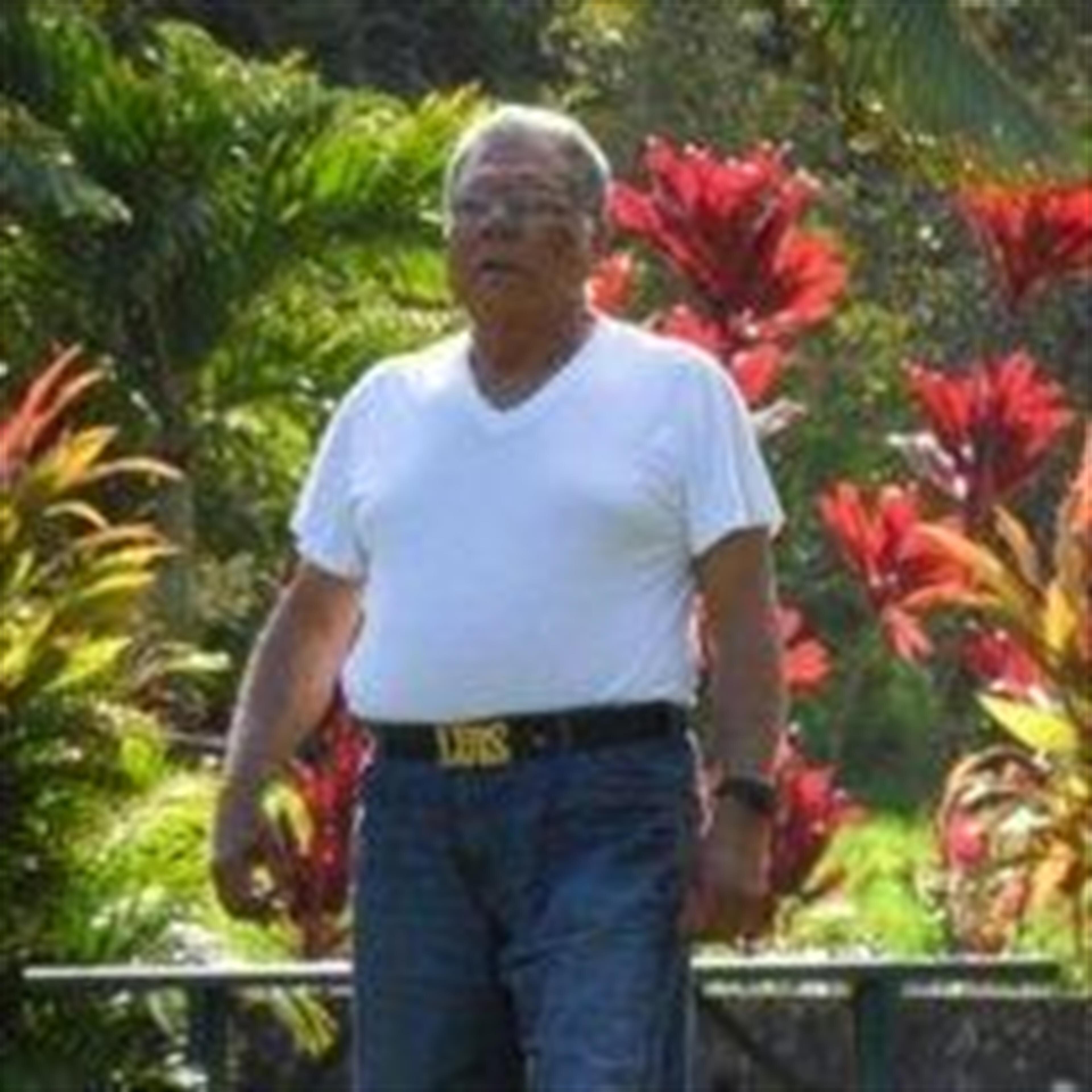 Luis A Escalante