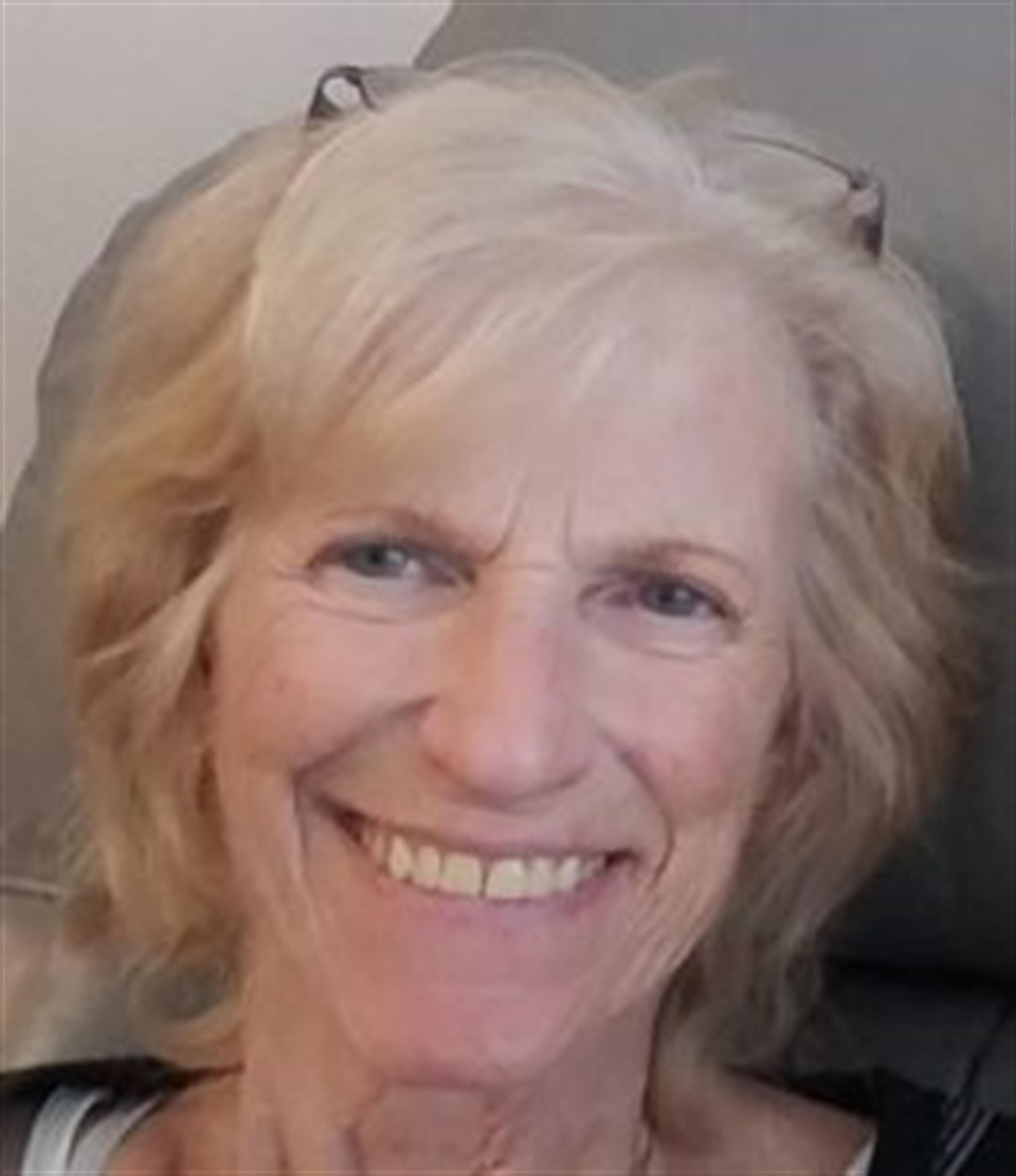 CLAIRE DIANA DOISCHEN